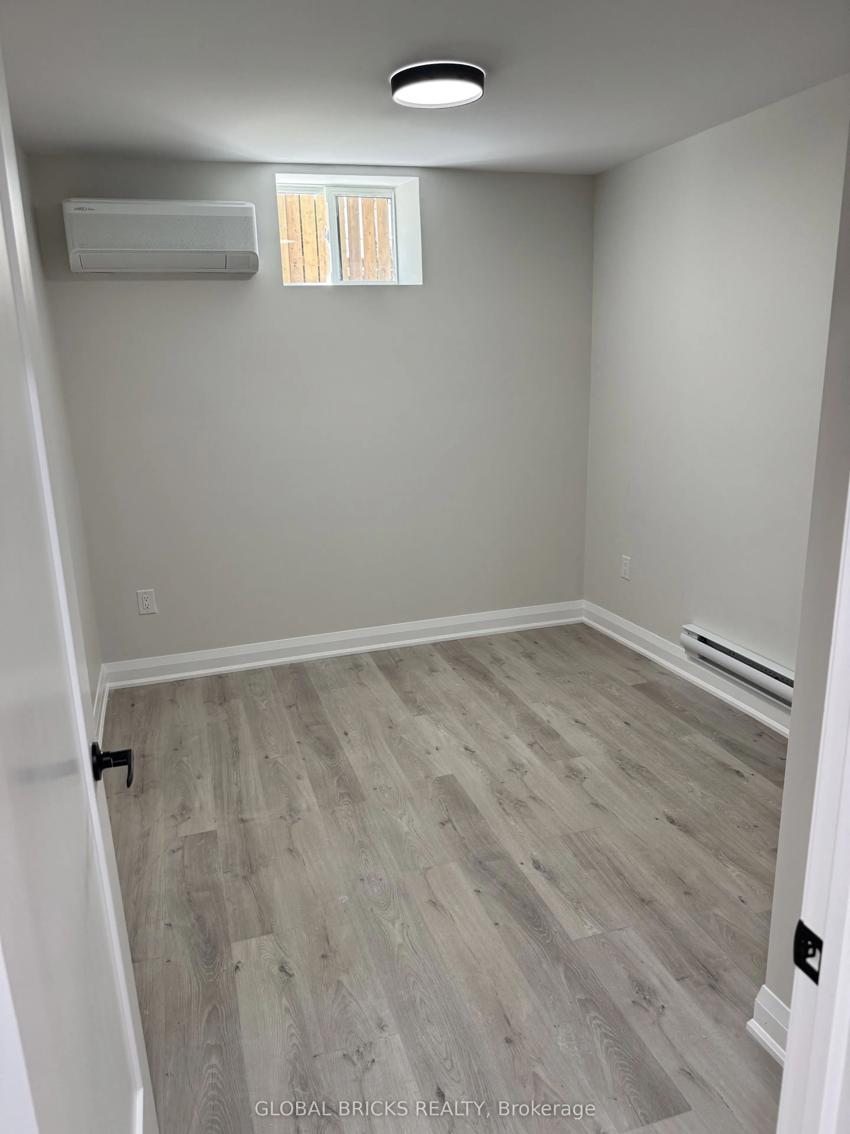 101 Minerva Avenue #Unit 3- Lower