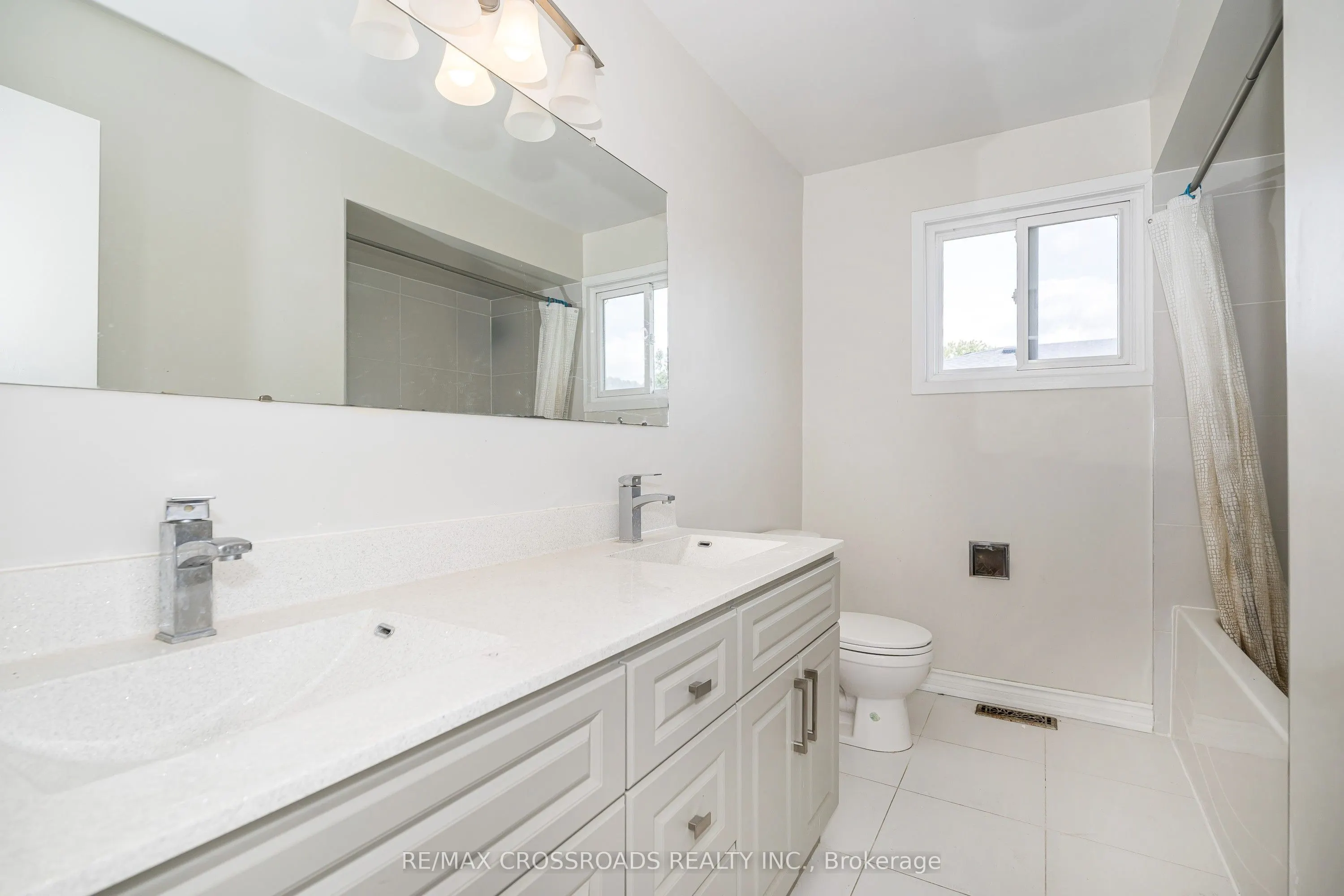 34 Blue Anchor Trail