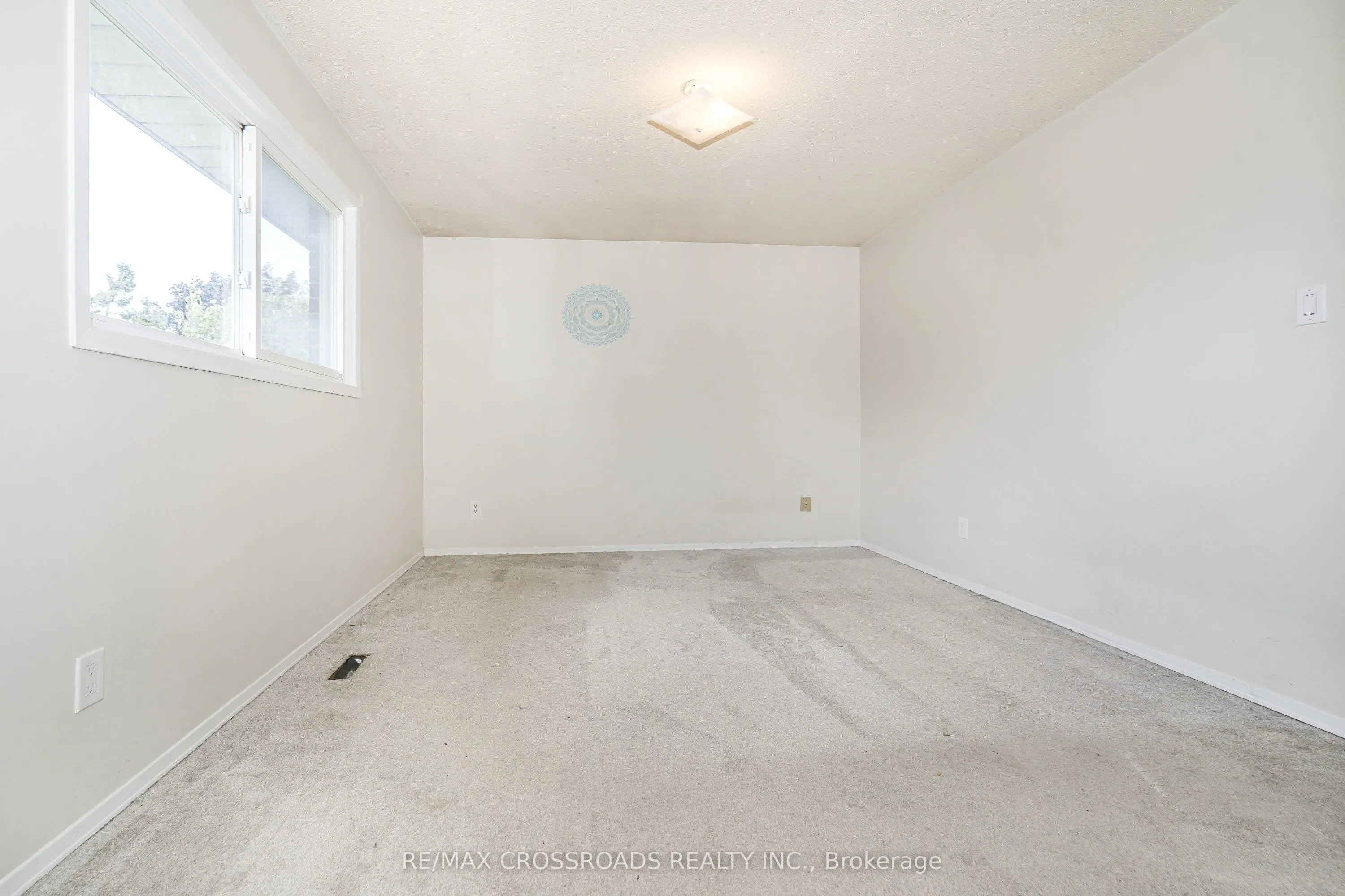 34 Blue Anchor Trail #Main/2nd