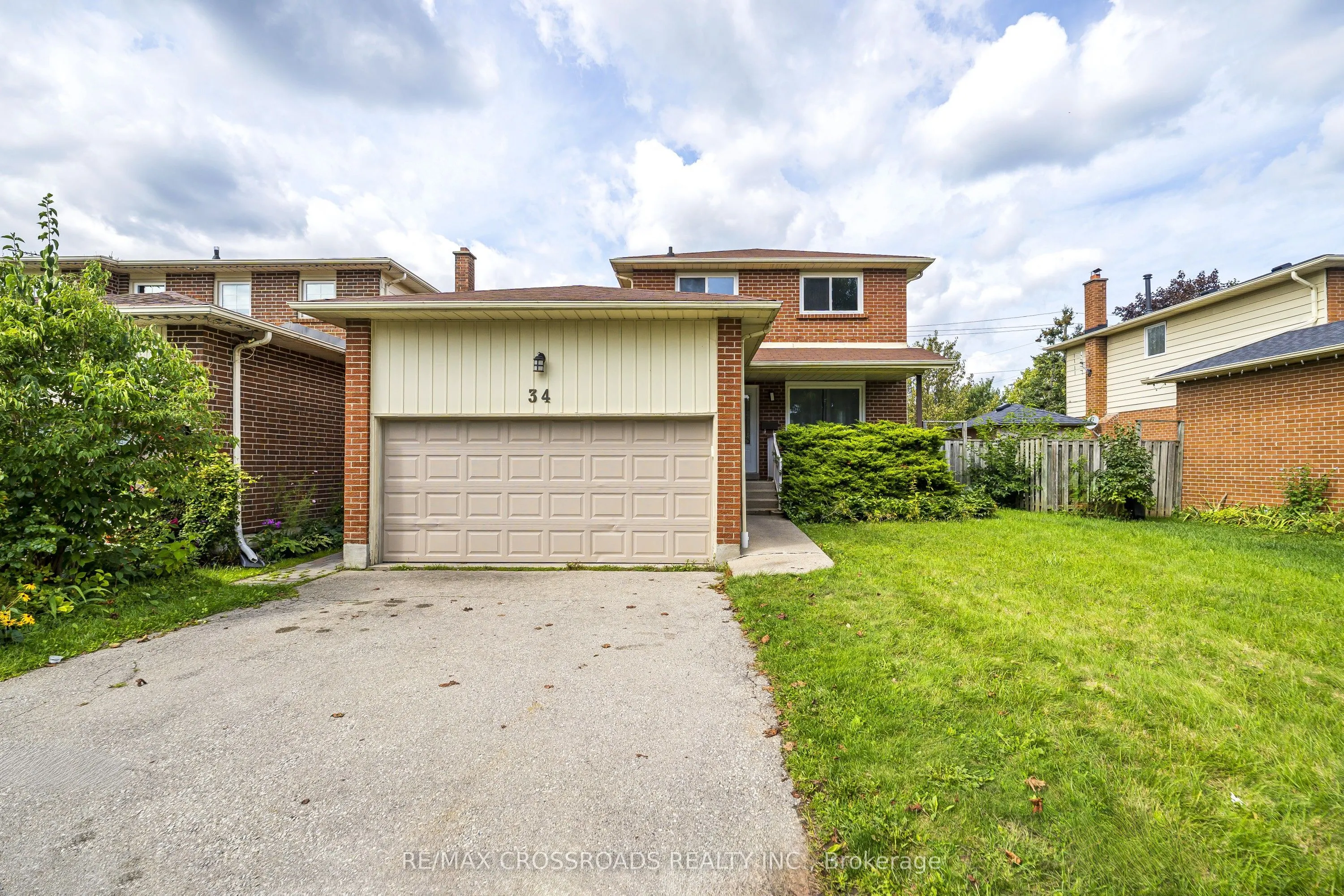 34 Blue Anchor Trail #Main/2nd
