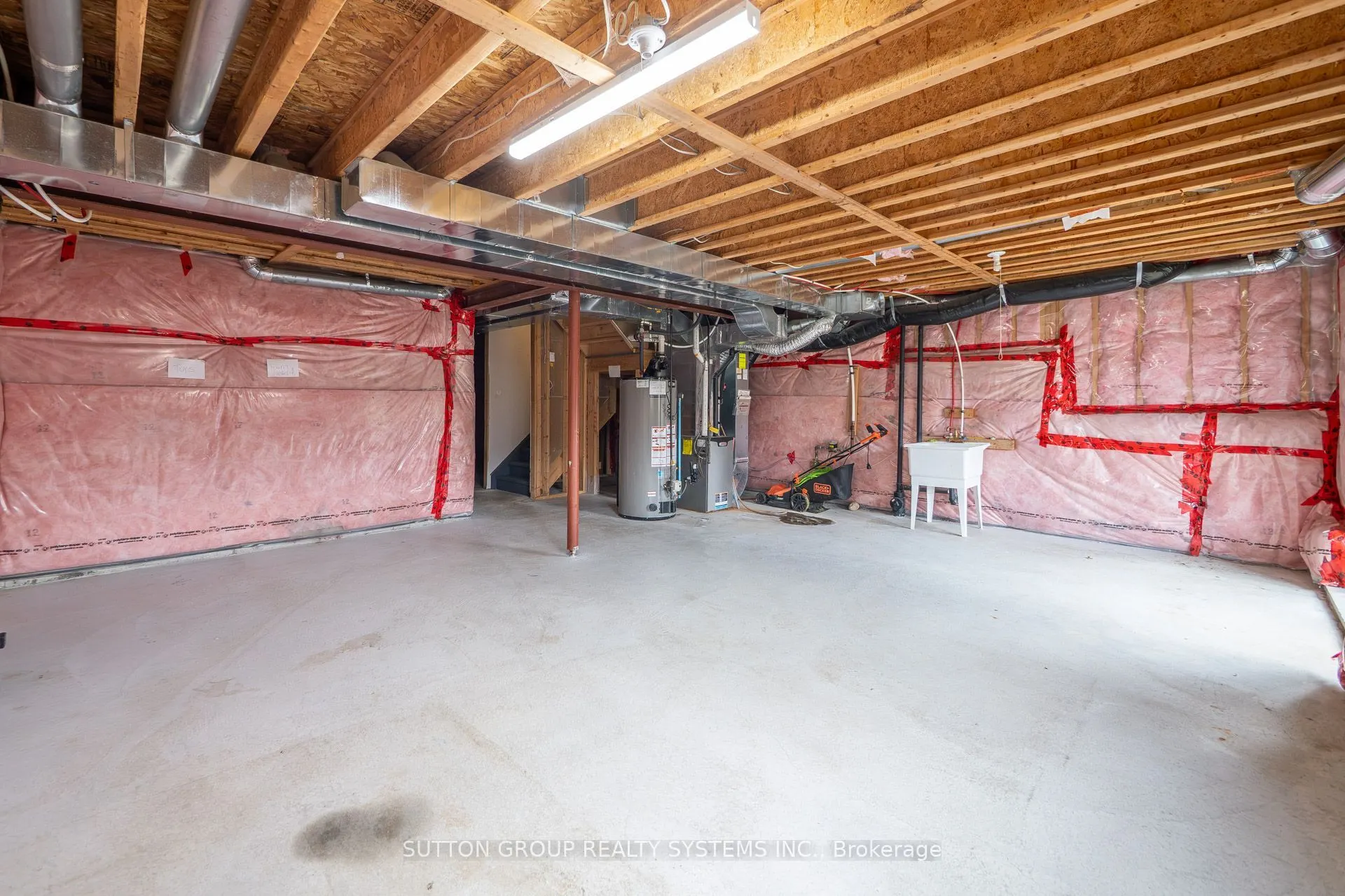 165 Dance Act Avenue