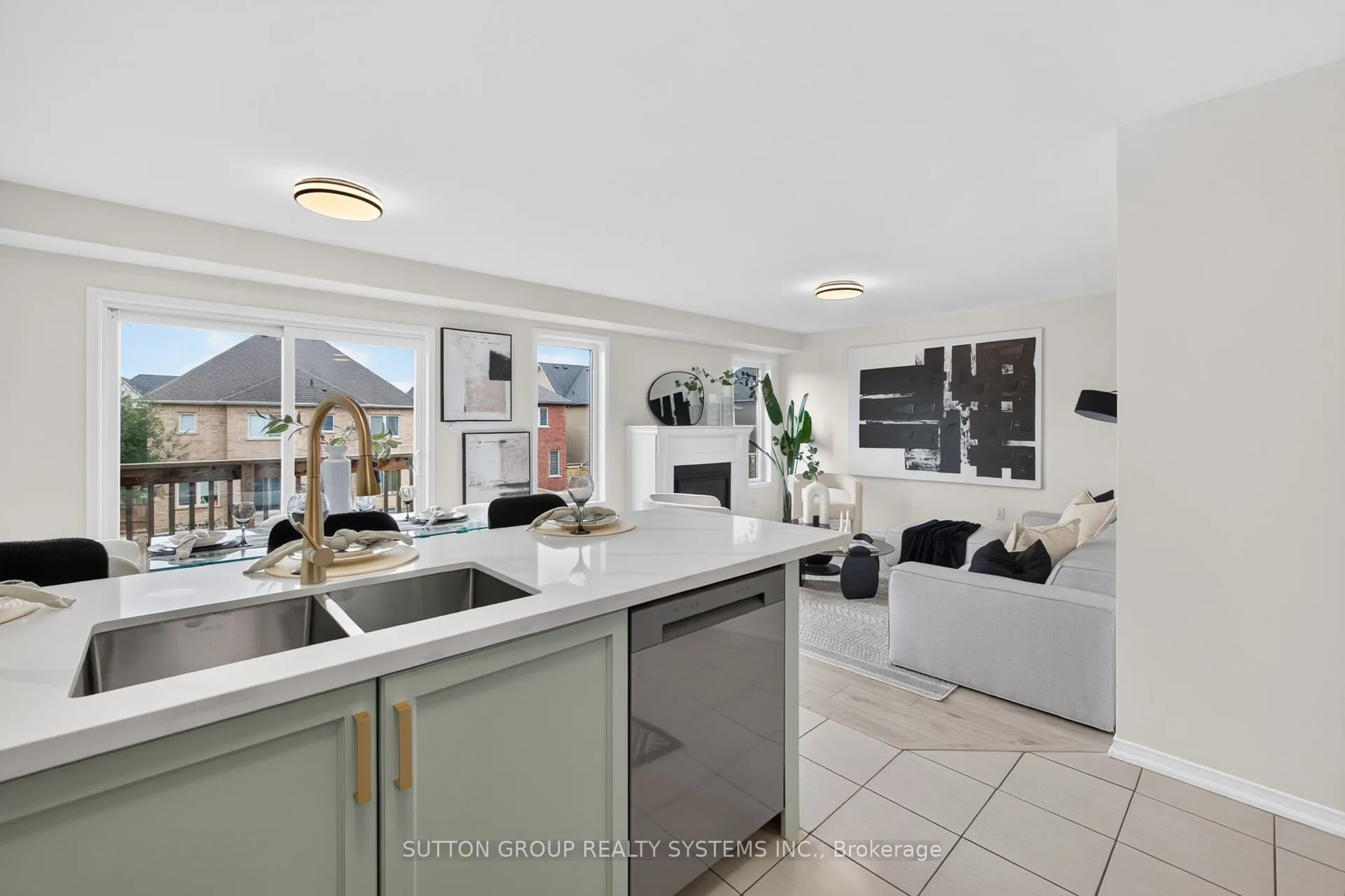 165 Dance Act Avenue