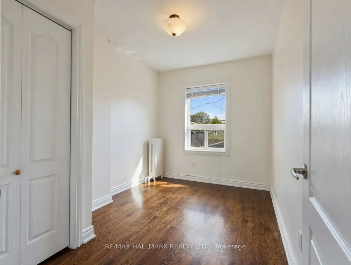 2038 Danforth Avenue #2