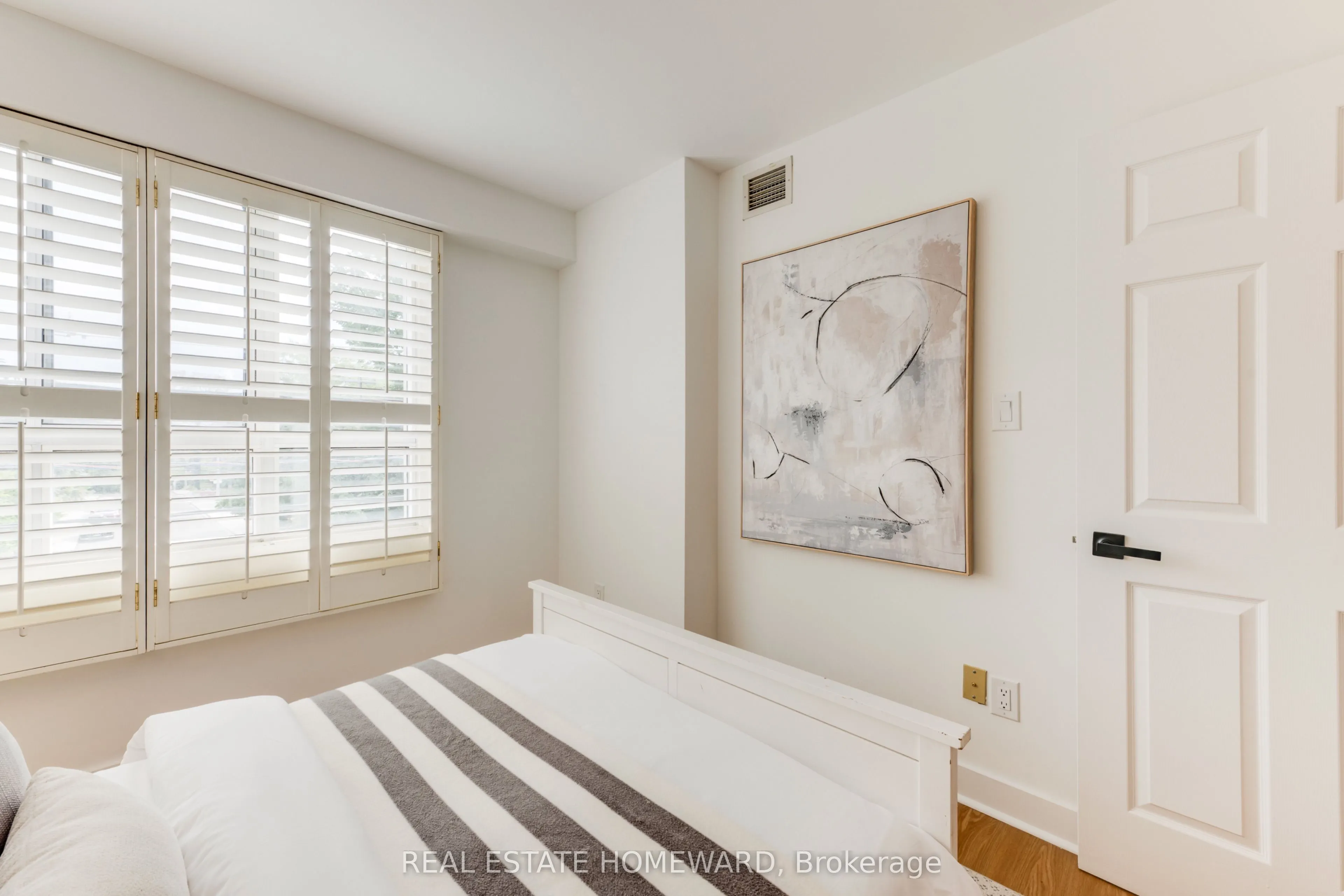 716 Kingston Road #304