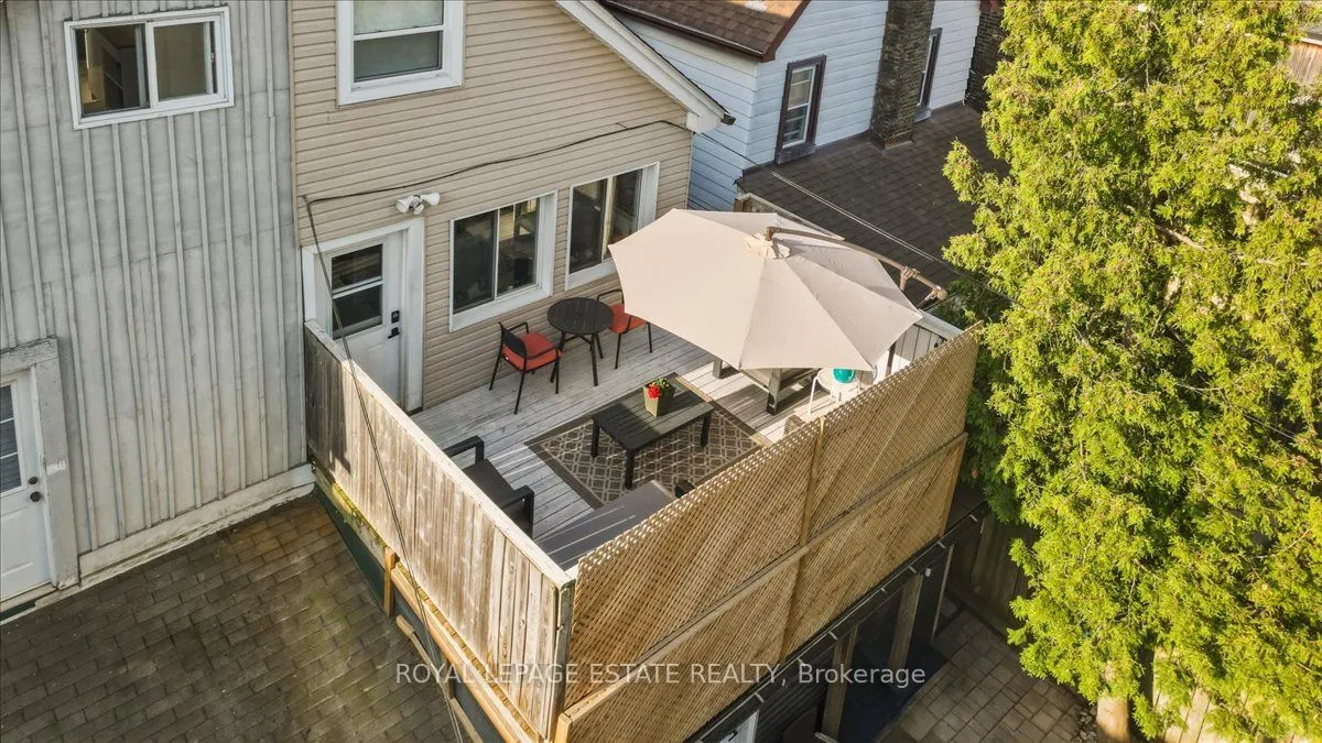 1398 Queen Street E