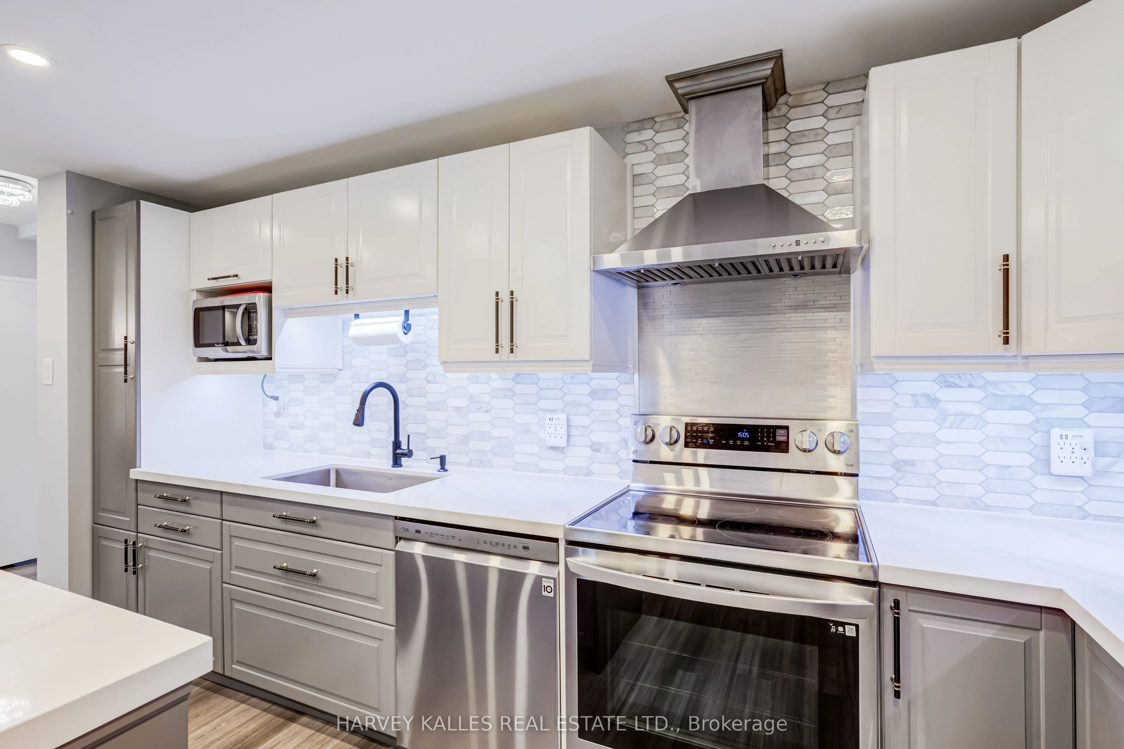 65 Huntingdale Boulevard #103