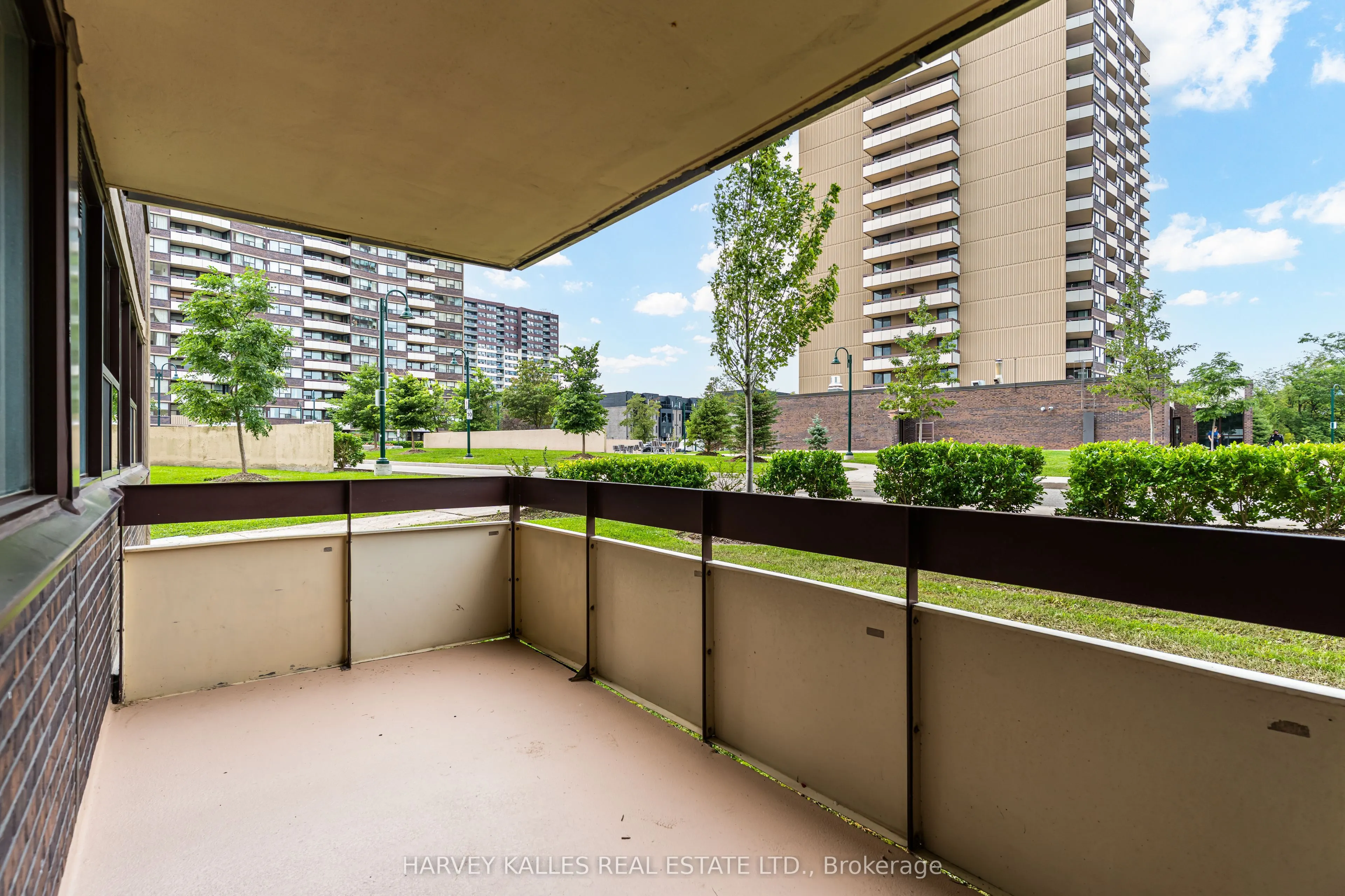 65 Huntingdale Boulevard #103