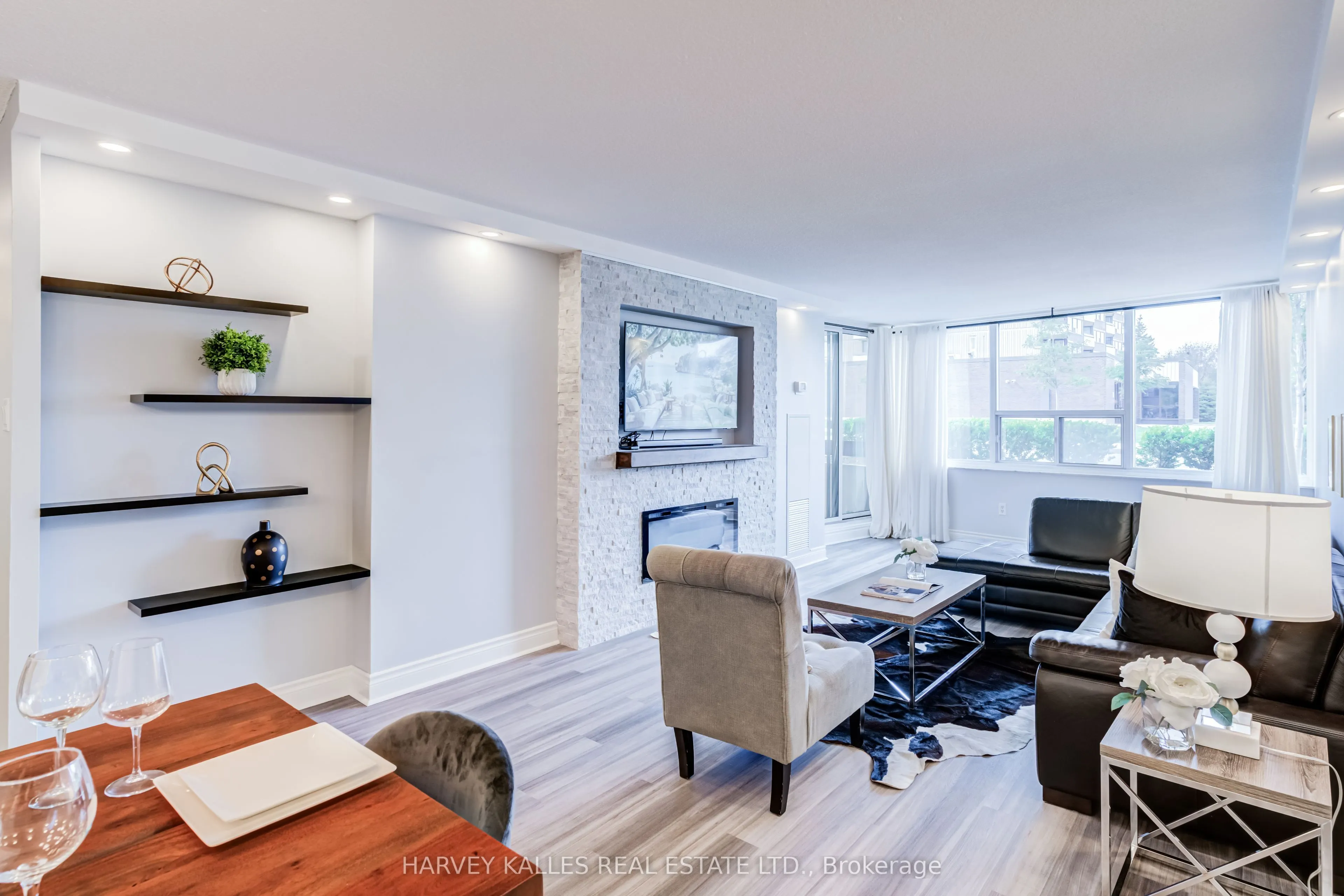 65 Huntingdale Boulevard #103