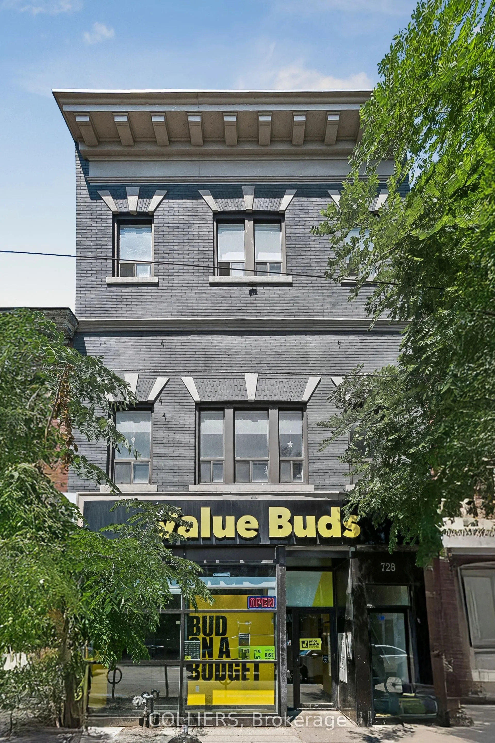 728 Queen Street E