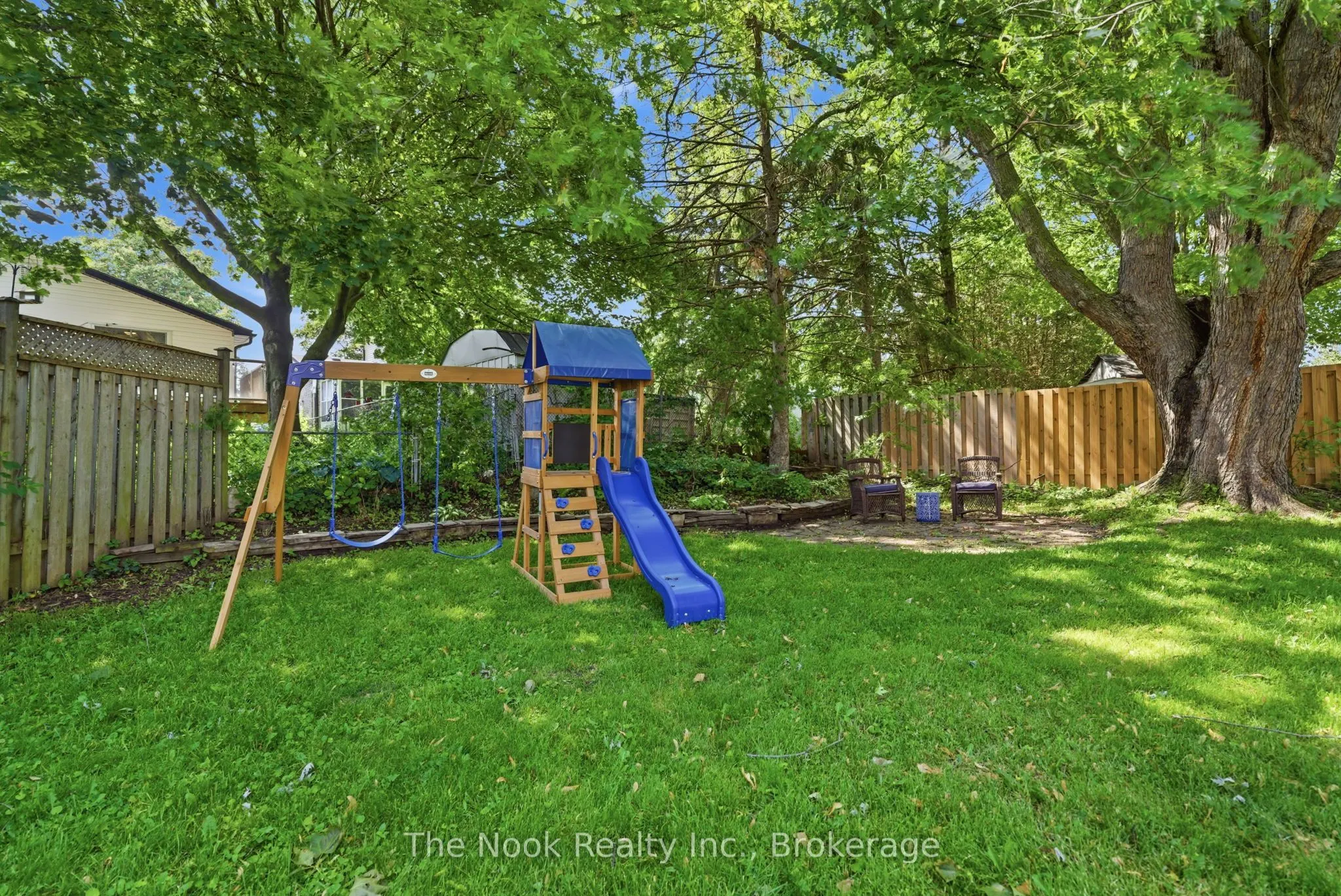 30 Deerpark Crescent