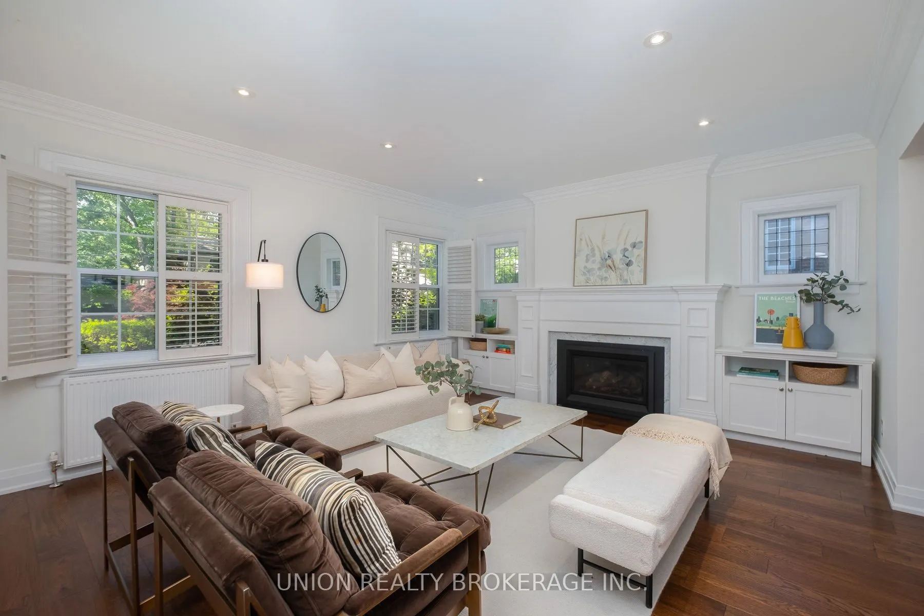 55 Pine Crescent