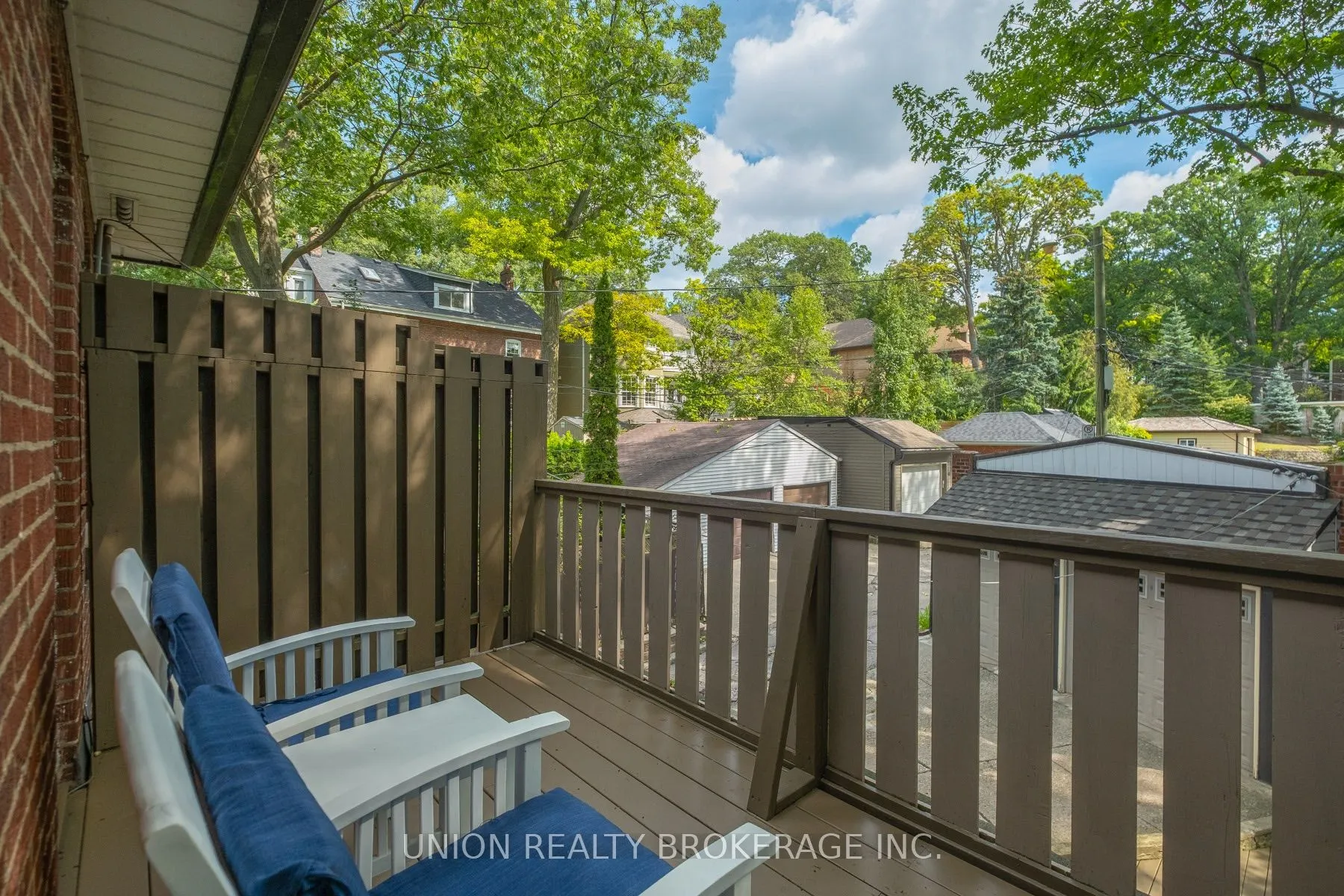 55 Pine Crescent