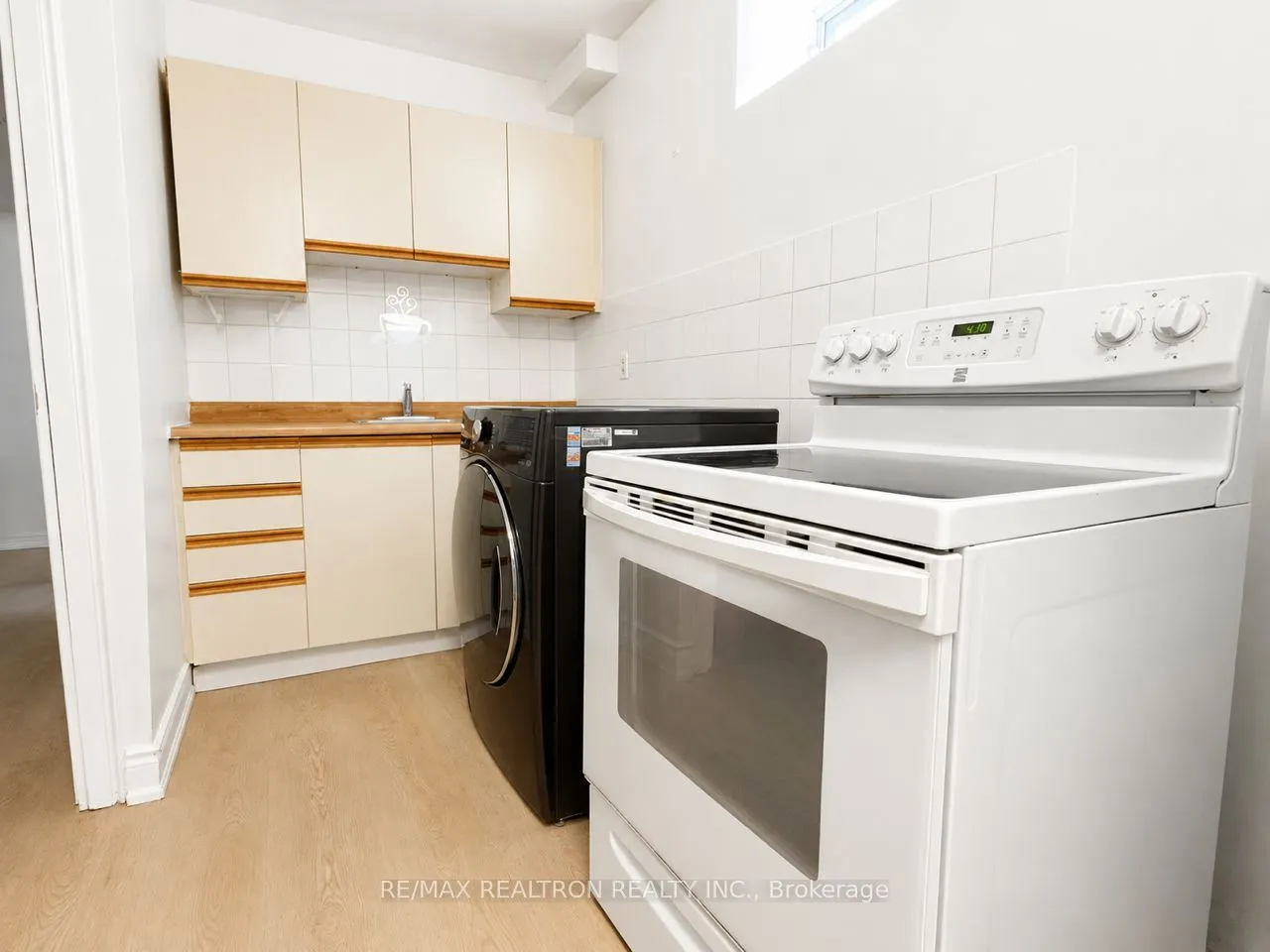 322 Morrish Road #Basement