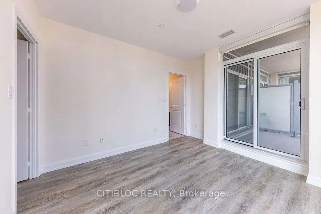 200 Woodbine Avenue #301