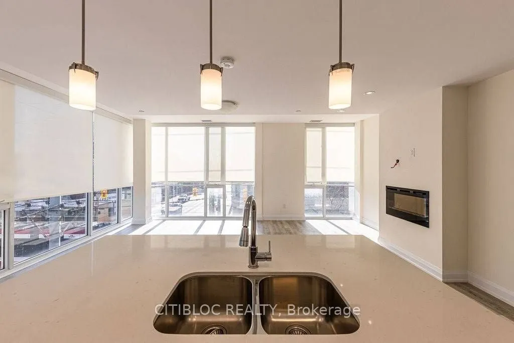 200 Woodbine Avenue #301