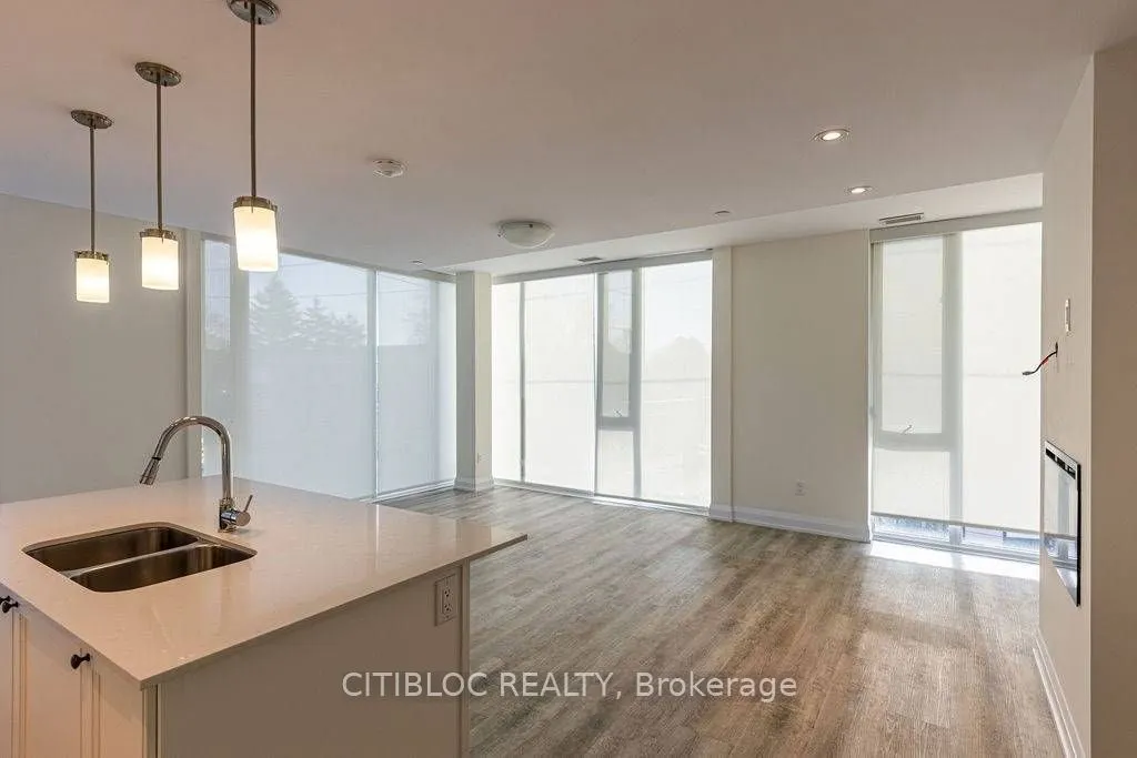 200 Woodbine Avenue #301