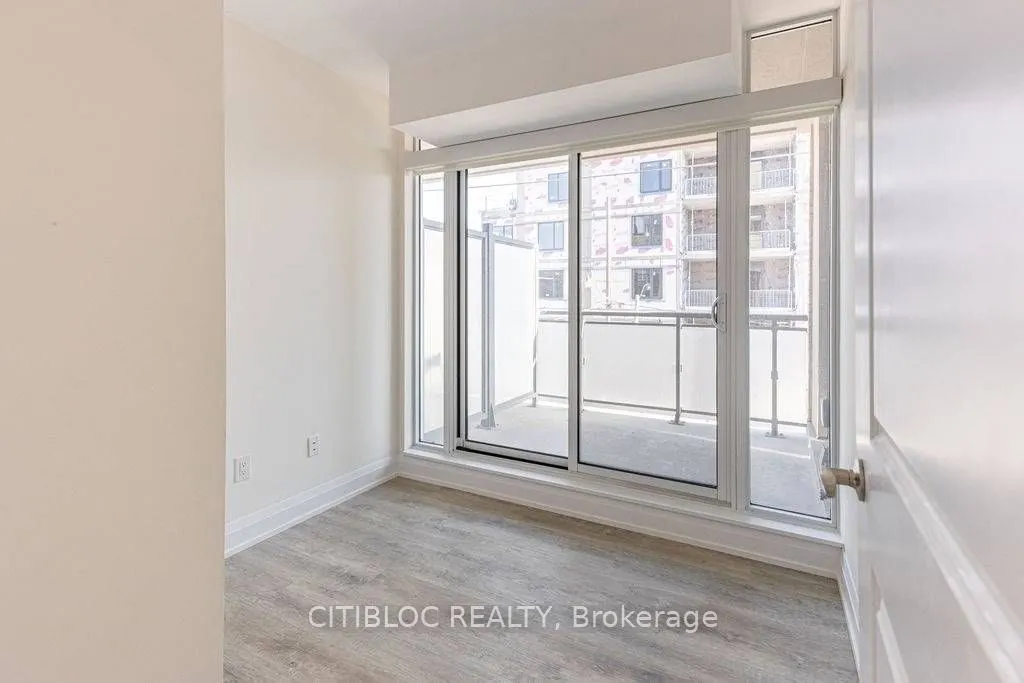 200 Woodbine Avenue #301