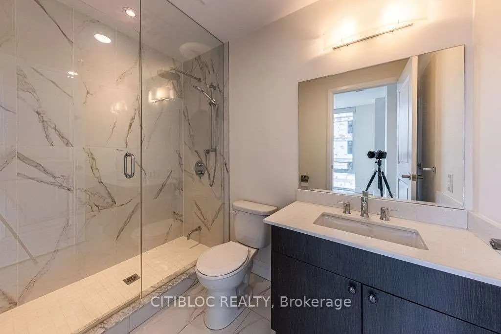 200 Woodbine Avenue #301