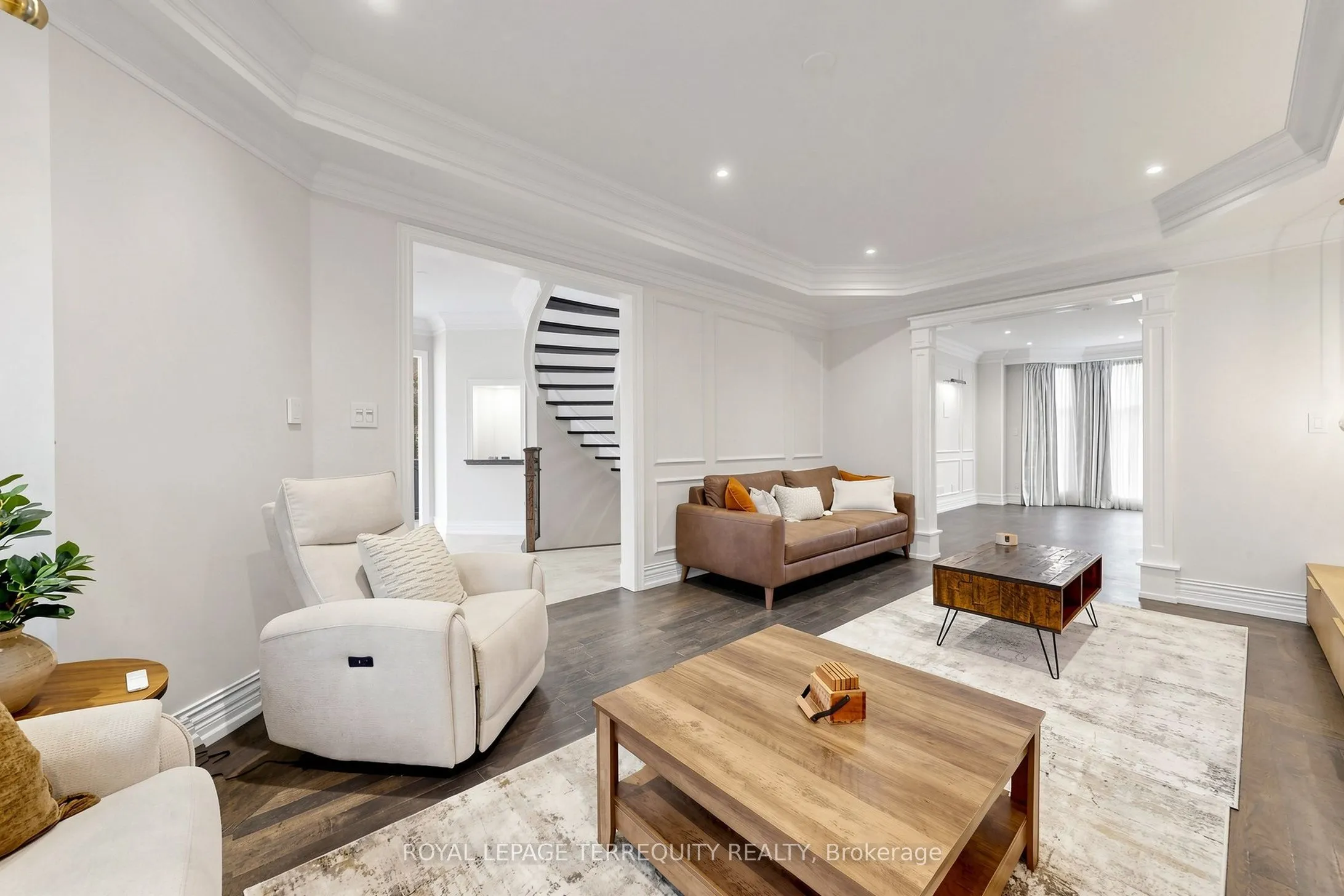 10 Roberson Drive