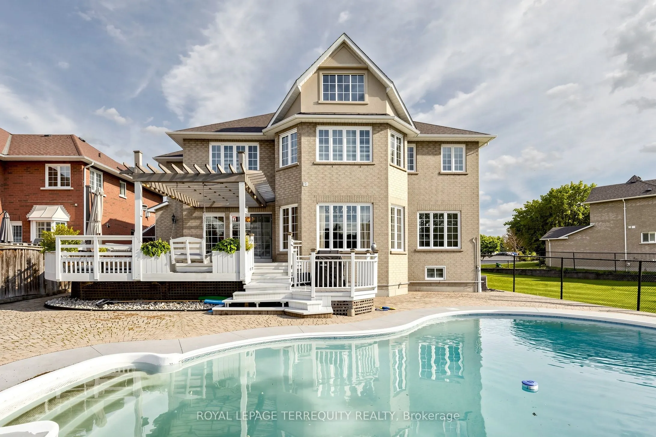 10 Roberson Drive