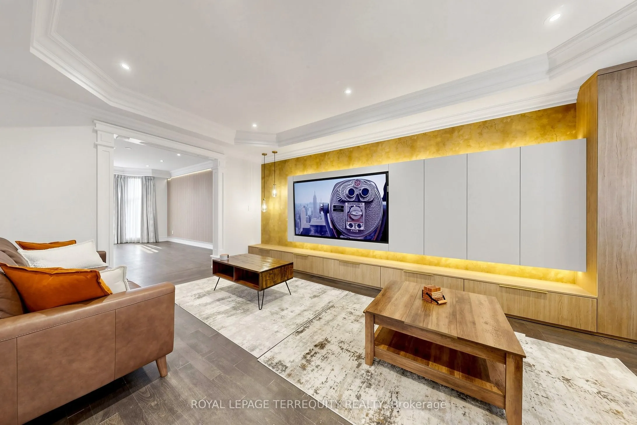 10 Roberson Drive