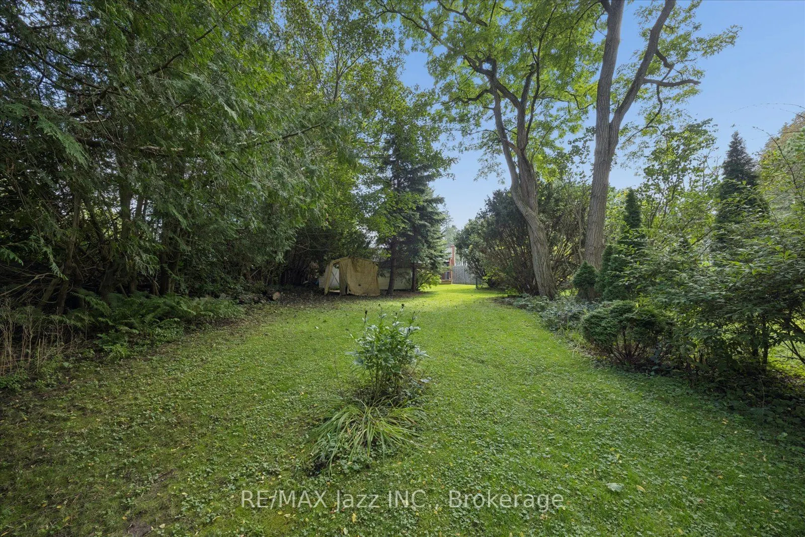 364 King Street E