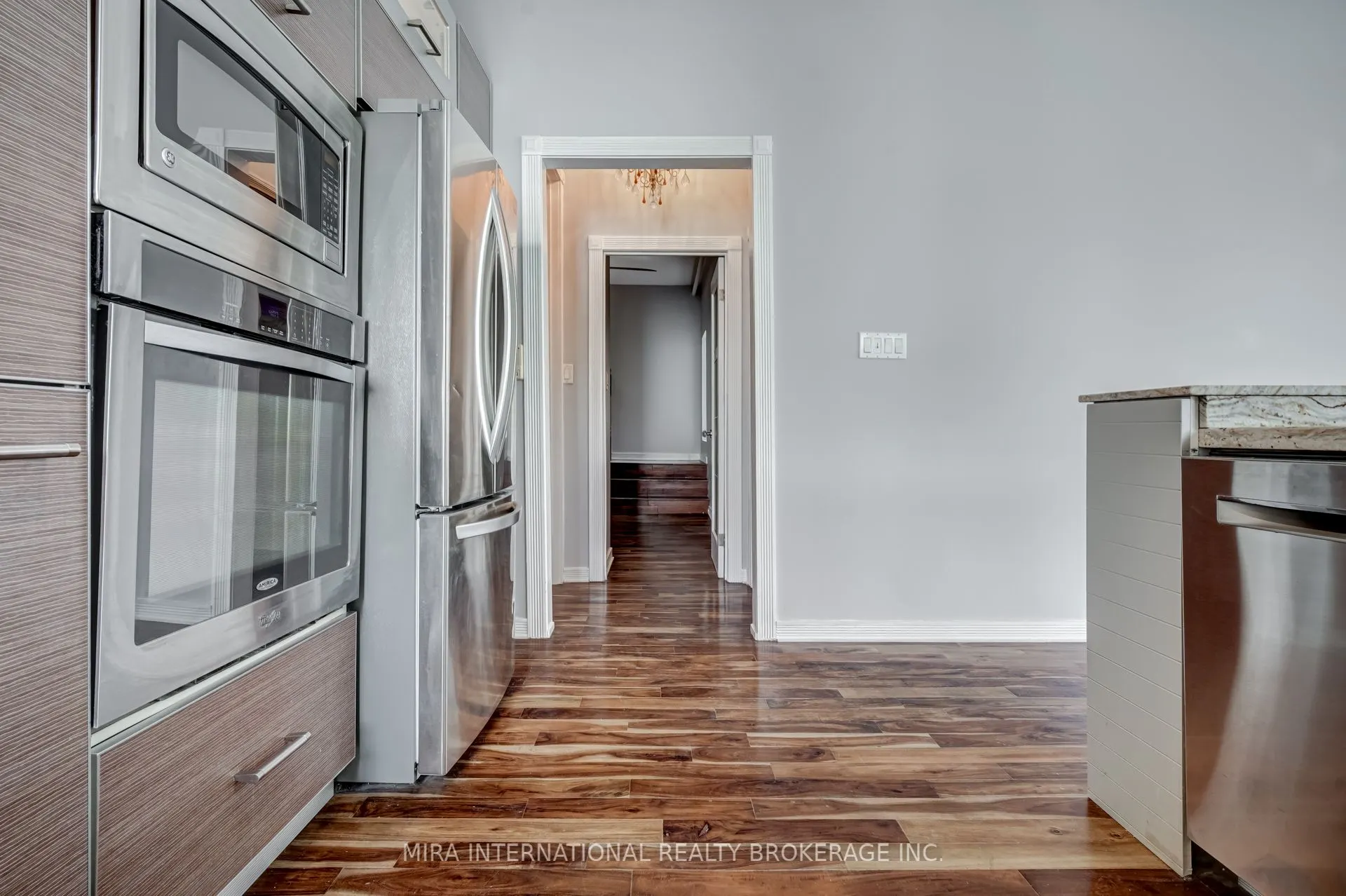 98 Leuty Avenue #C5