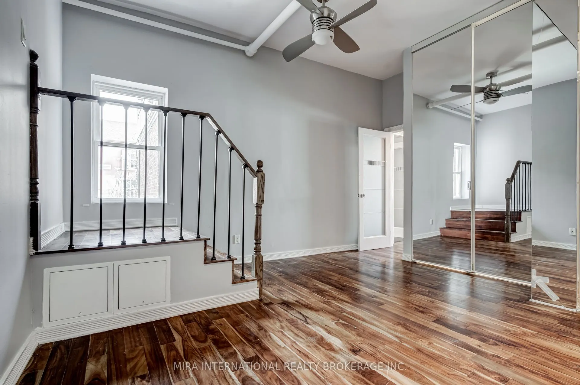 98 Leuty Avenue #C5