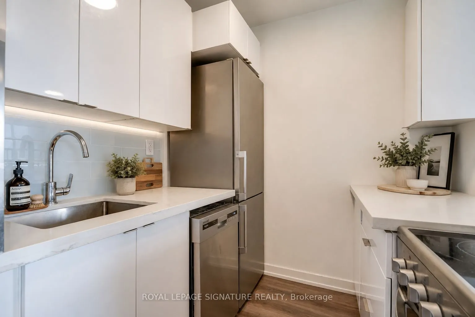 15 Gamble Avenue #203