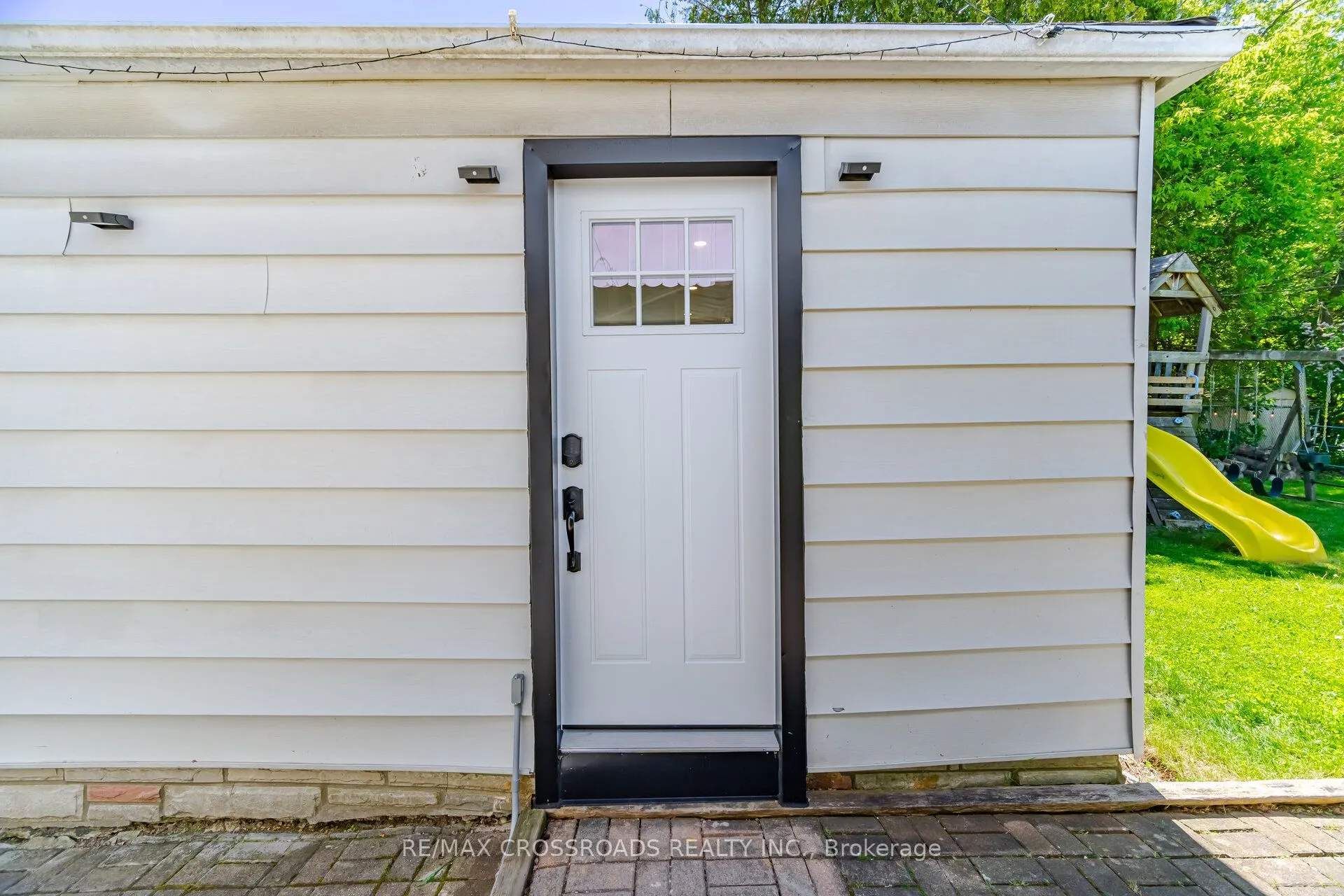 18 Adanac Drive