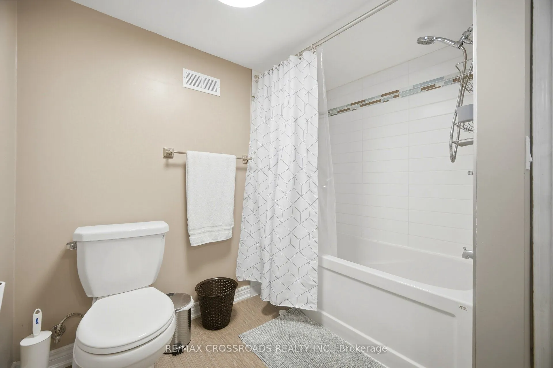18 Adanac Drive