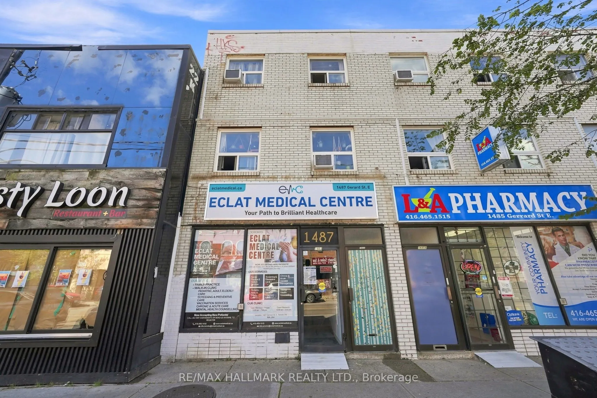 1487 Gerrard Street E