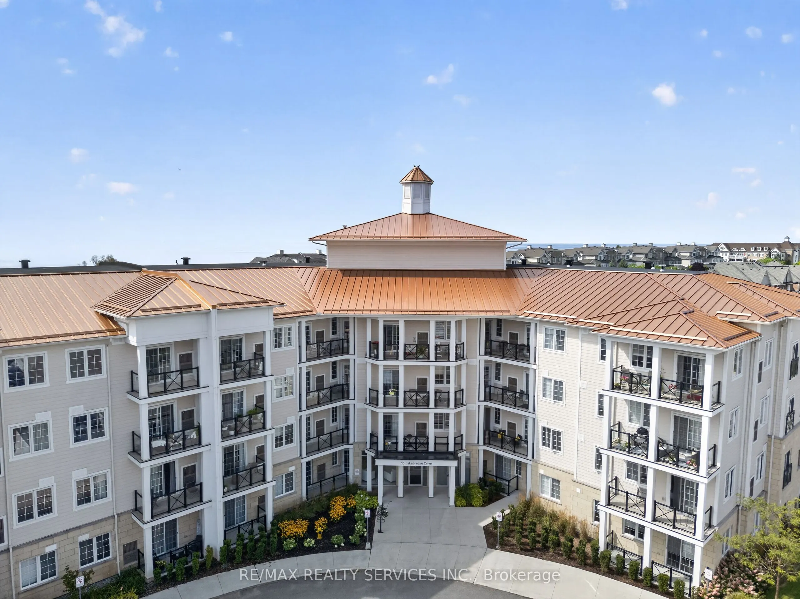 50 Lakebreeze Drive #129