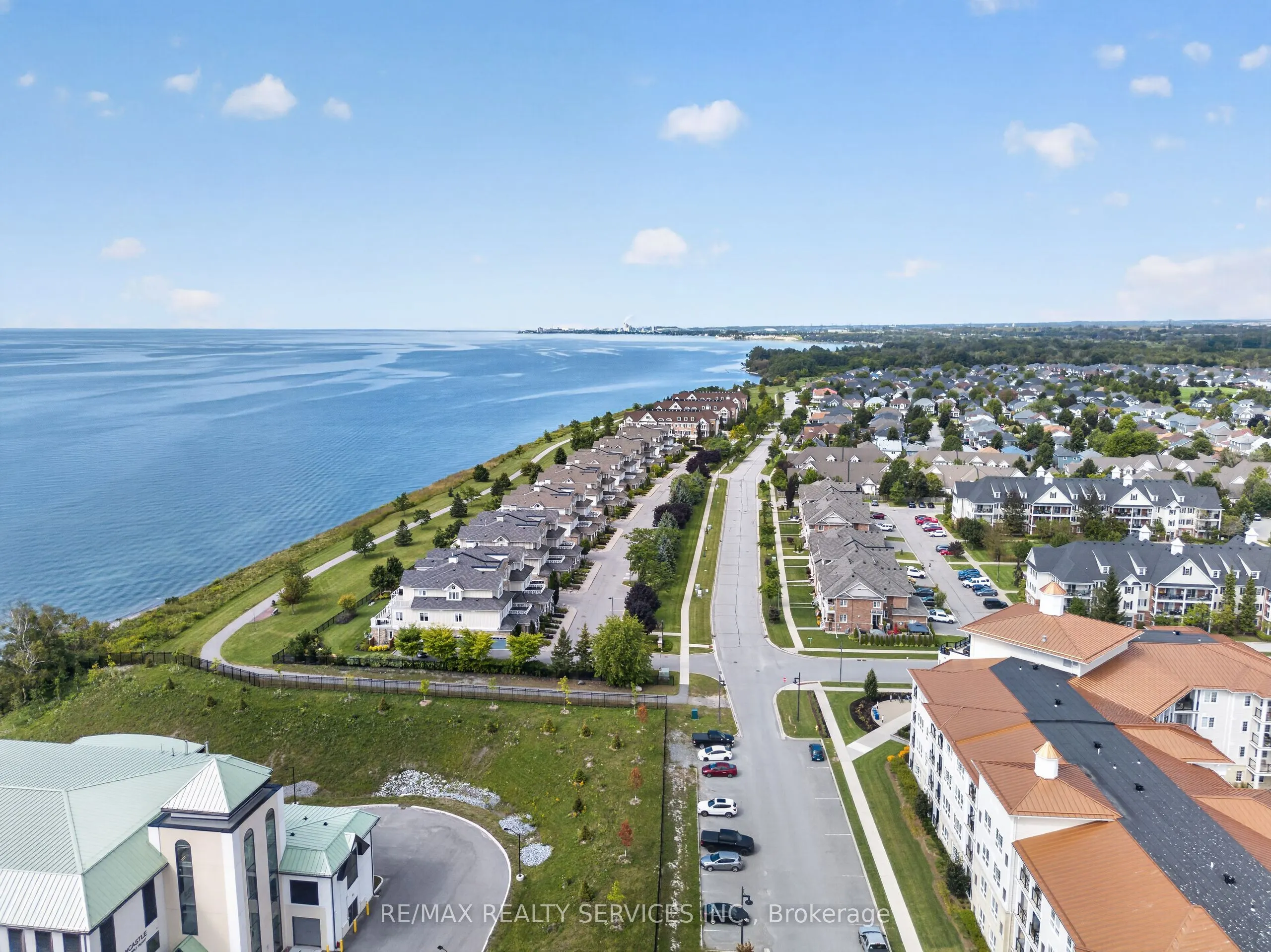 50 Lakebreeze Drive #129