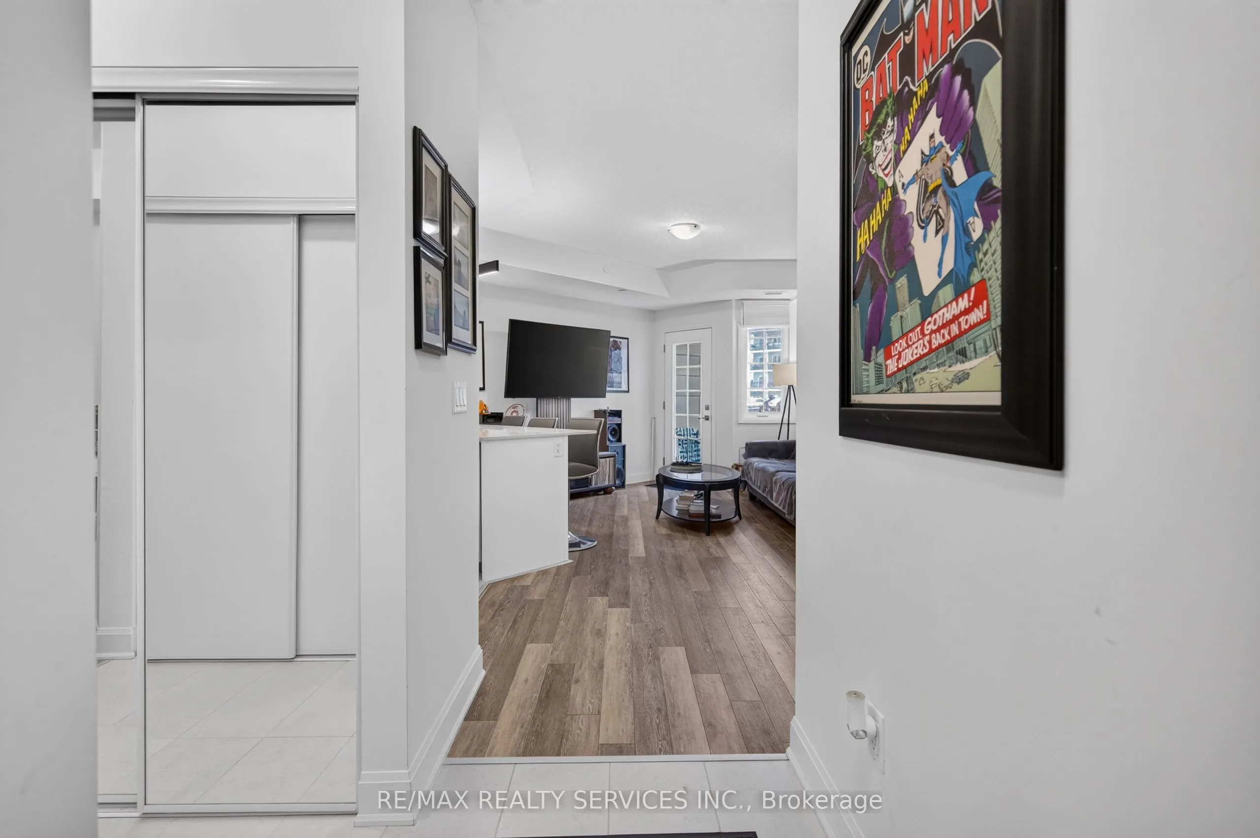 50 Lakebreeze Drive #129