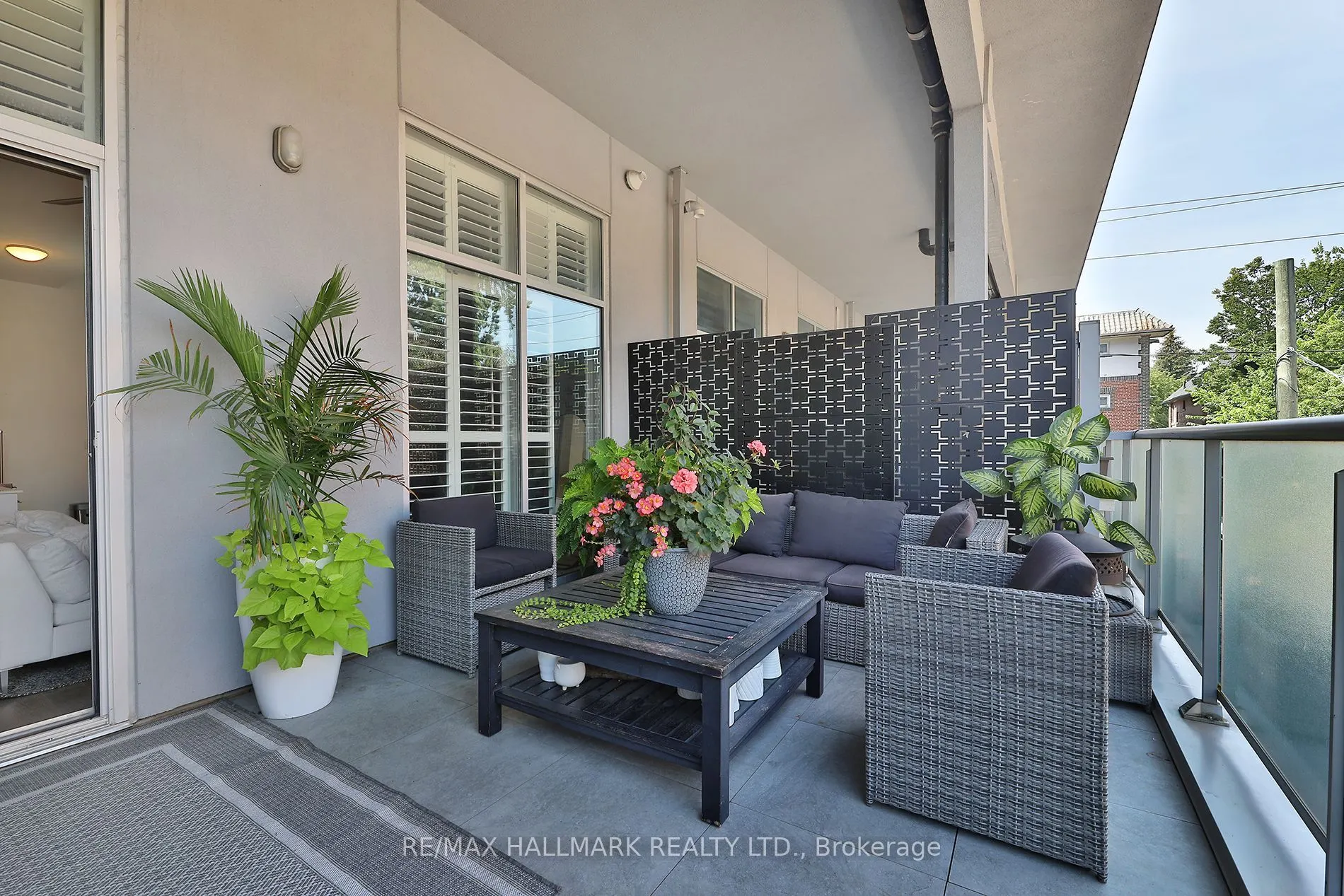 1842 Queen Street E #204