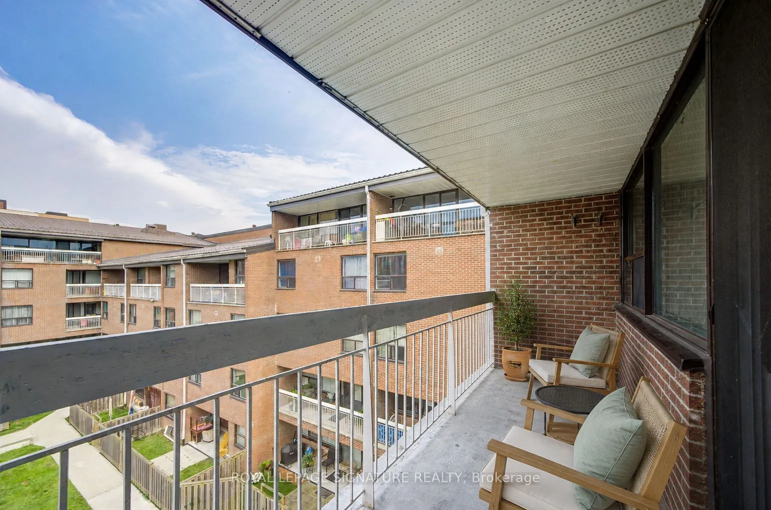 4060 Lawrence Avenue E #413