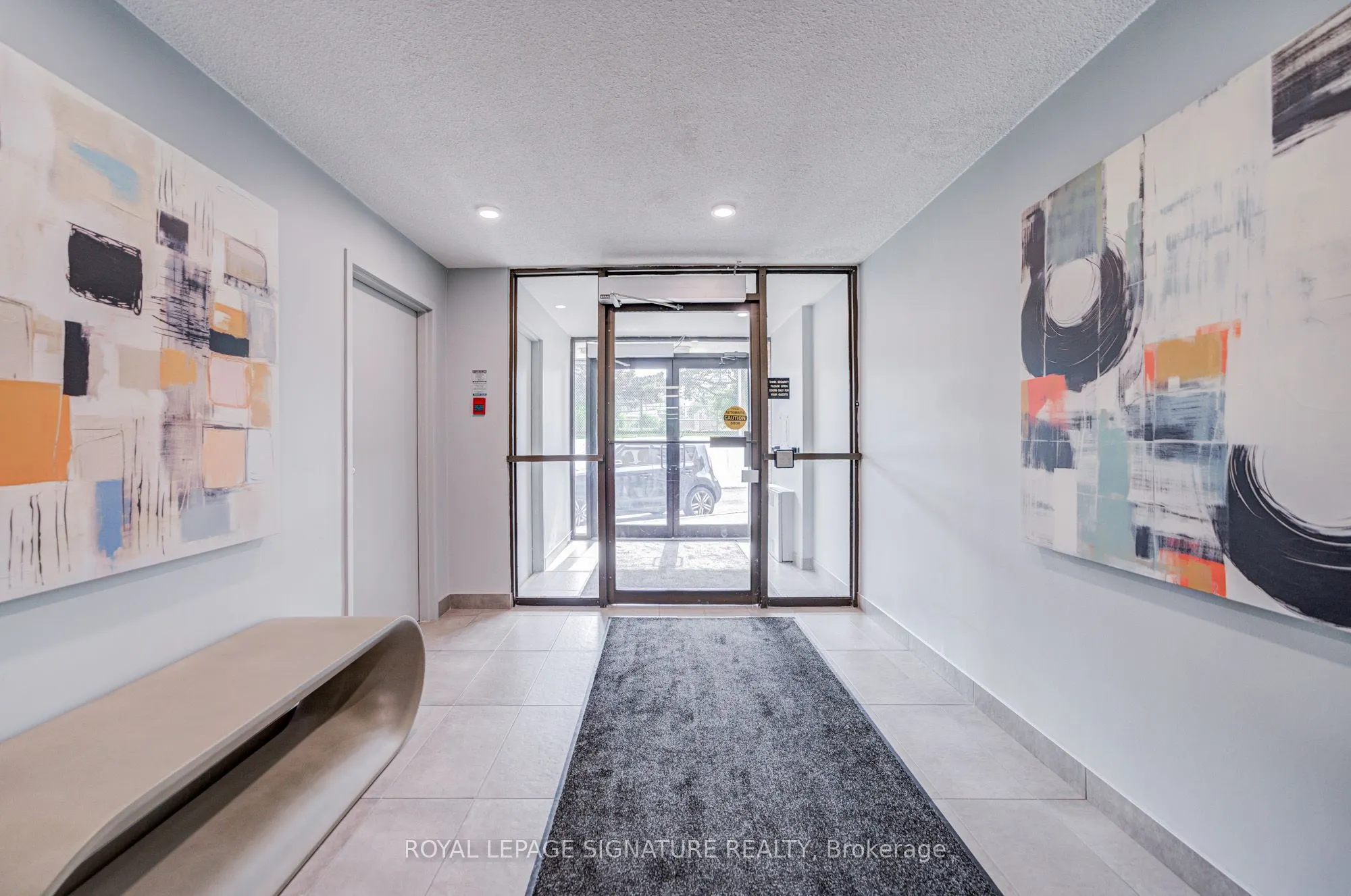 4060 Lawrence Avenue E #413