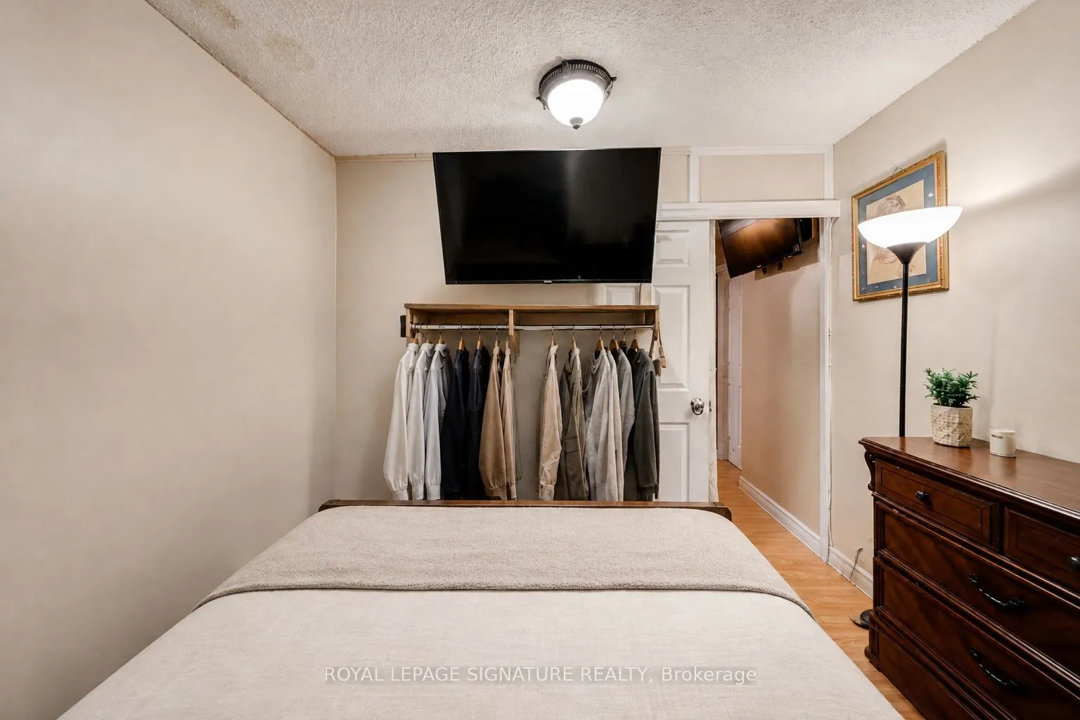 4060 Lawrence Avenue E #413