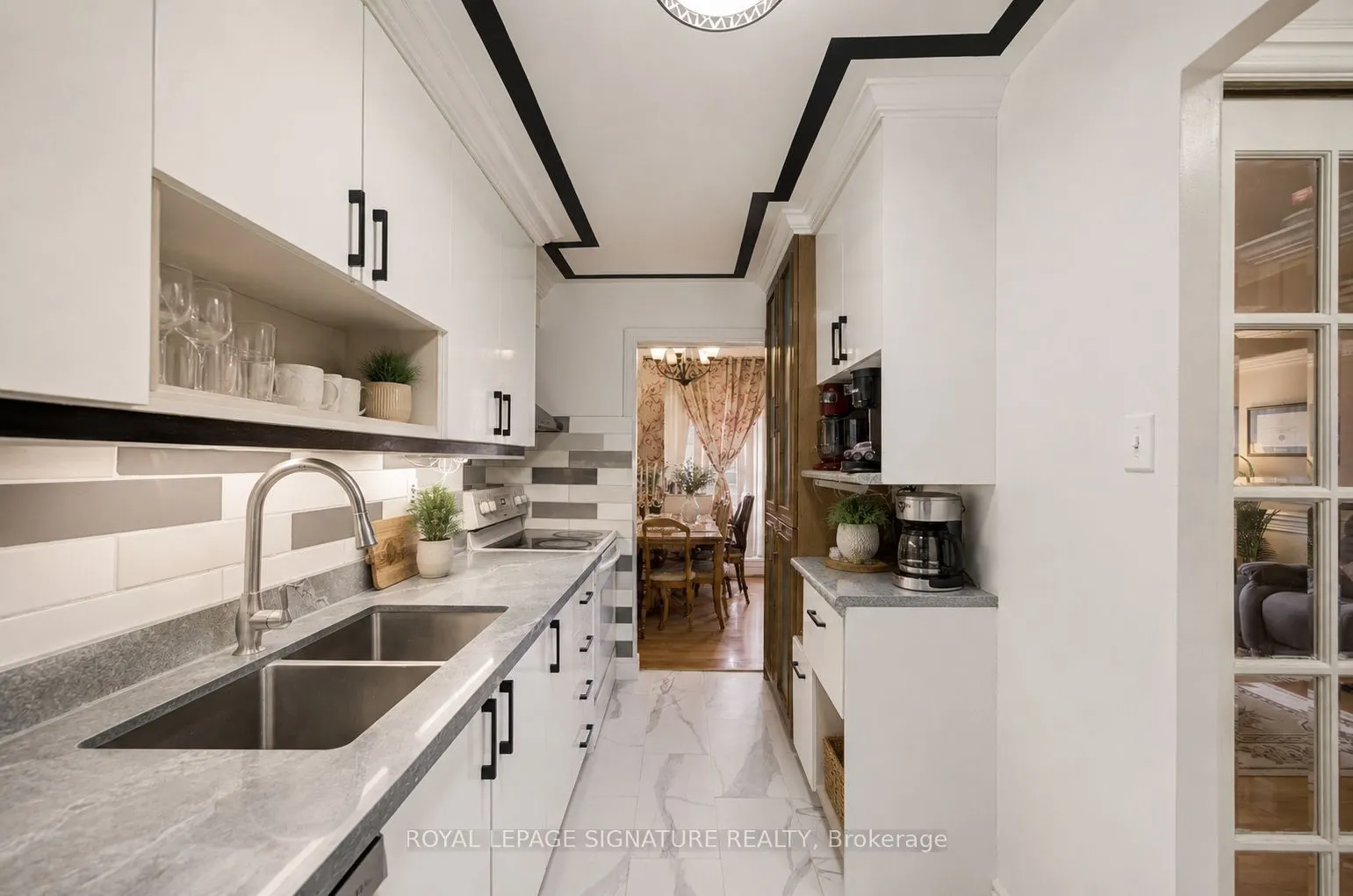 4060 Lawrence Avenue E #413