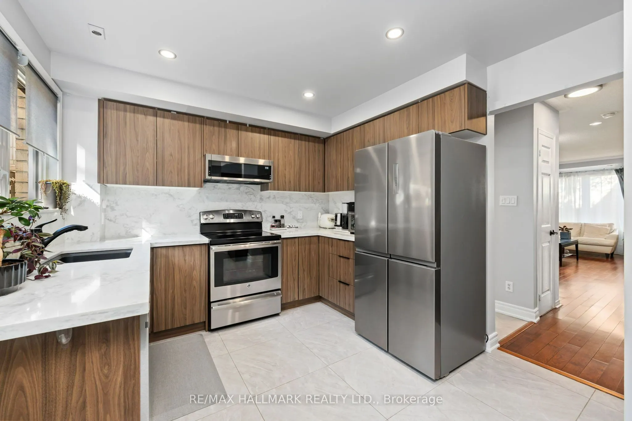 28 Rosebank Drive #1505