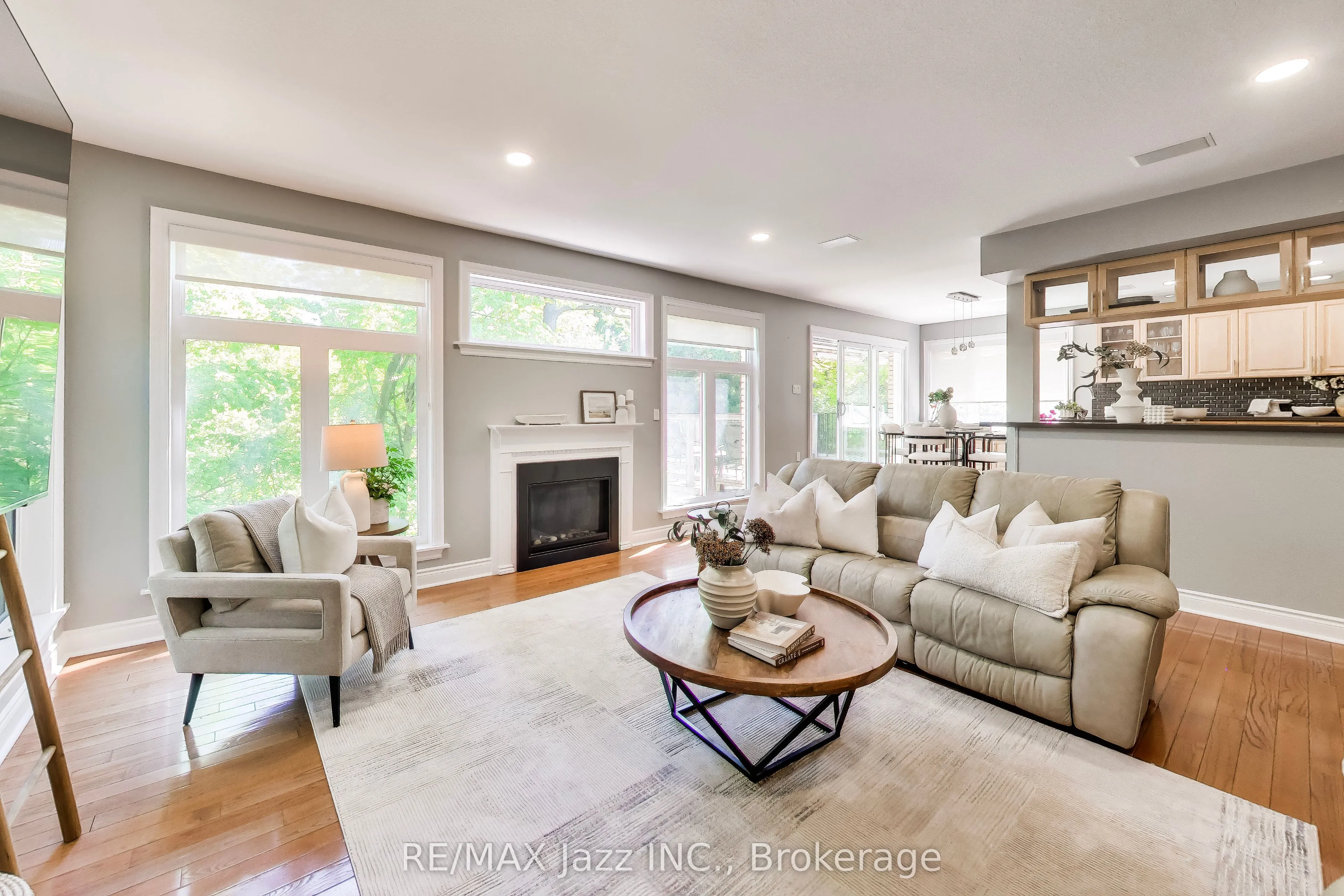 45 Windsor Valley Place