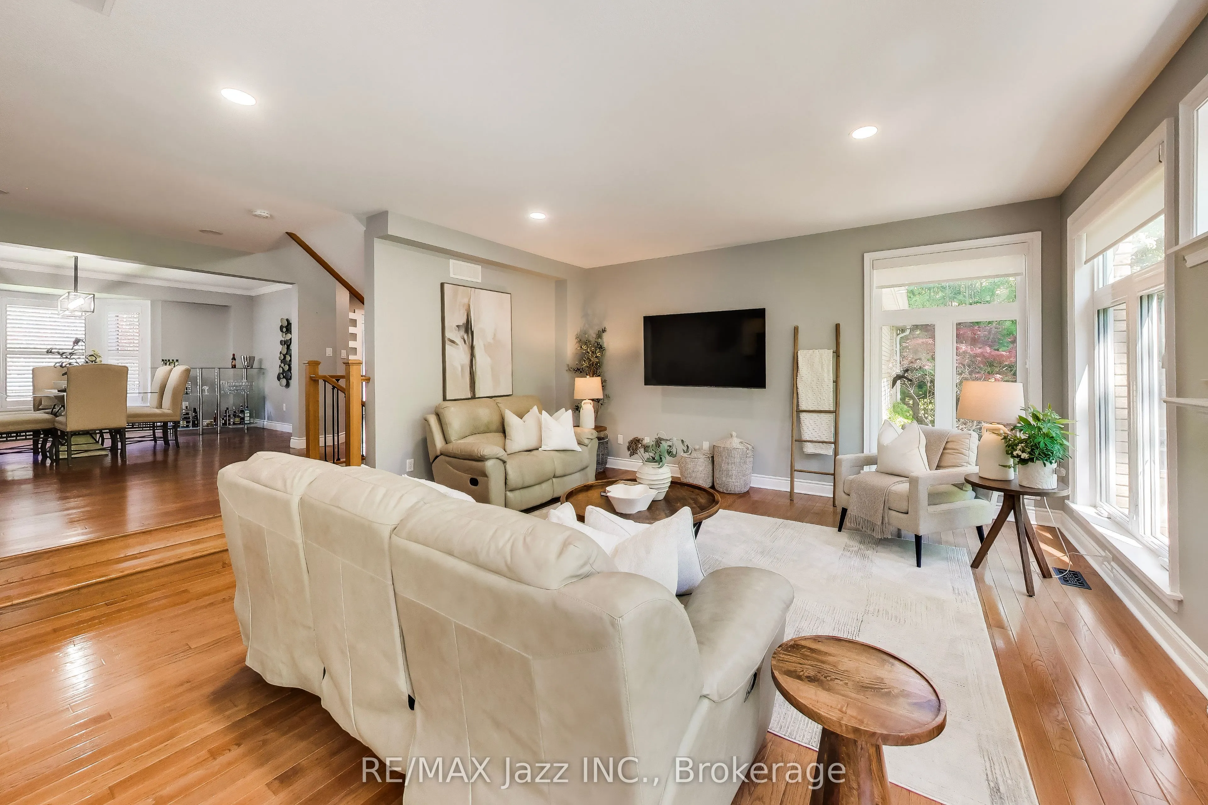 45 Windsor Valley Place