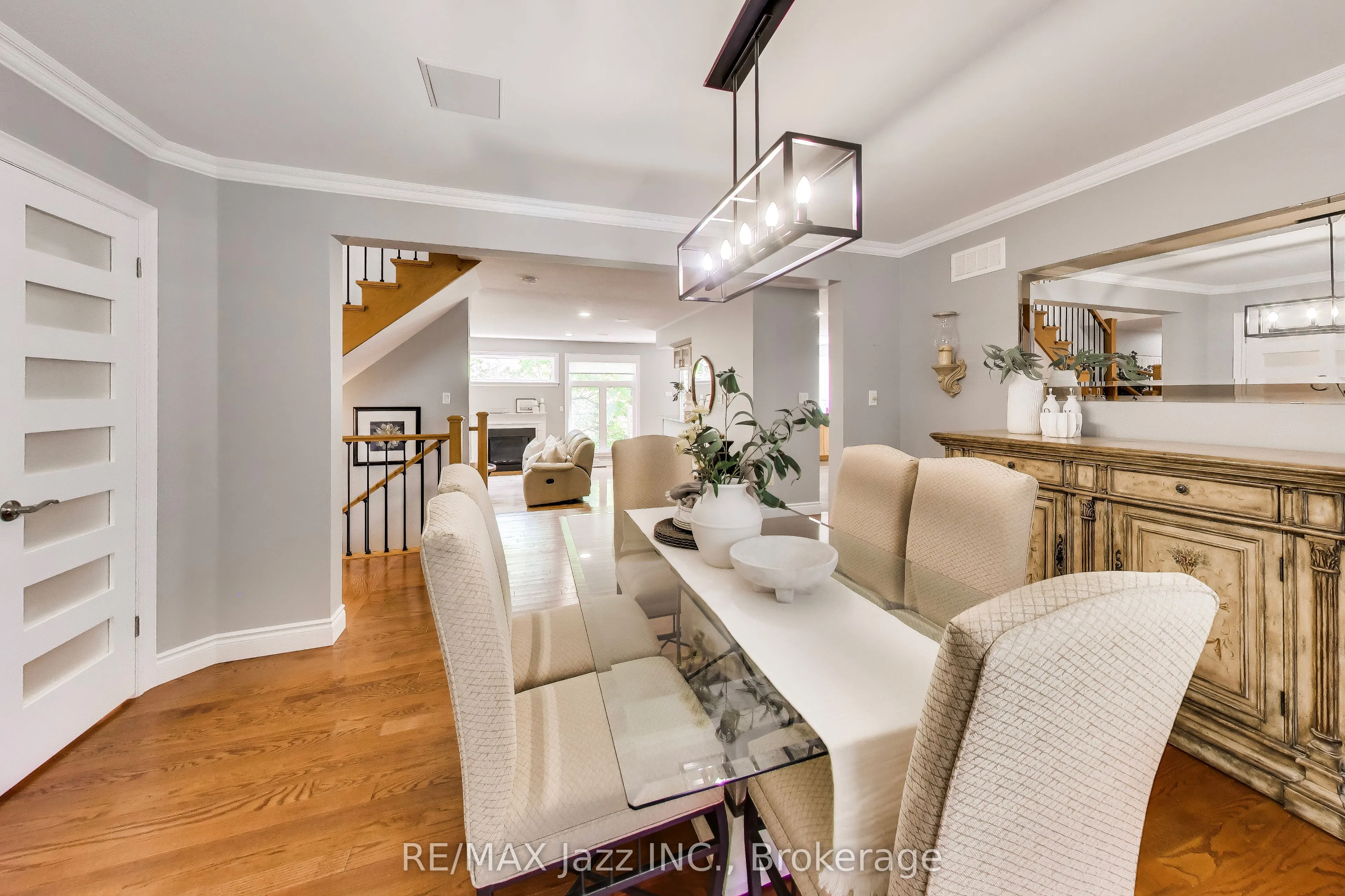 45 Windsor Valley Place