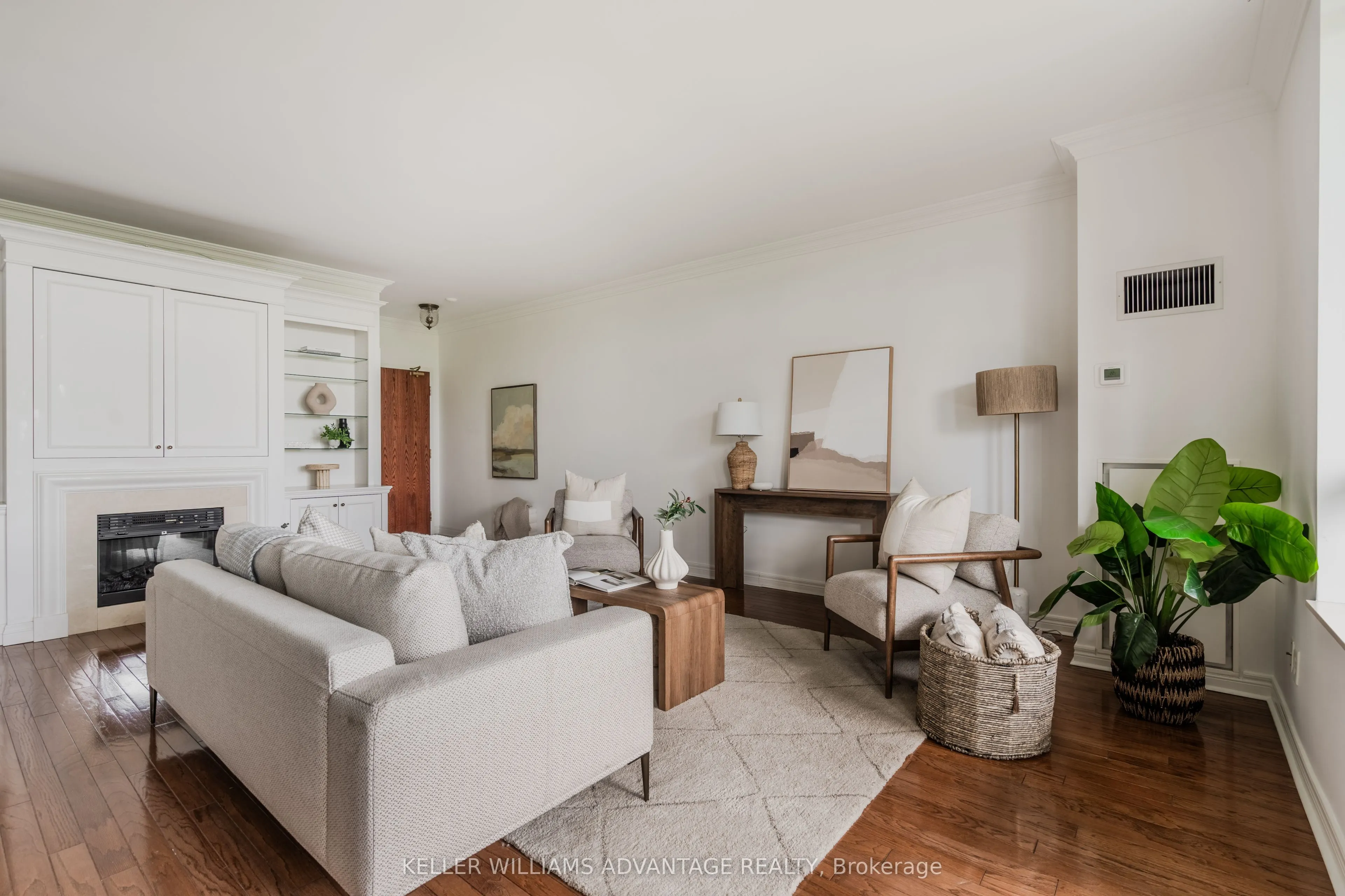 9 Boardwalk Drive #321