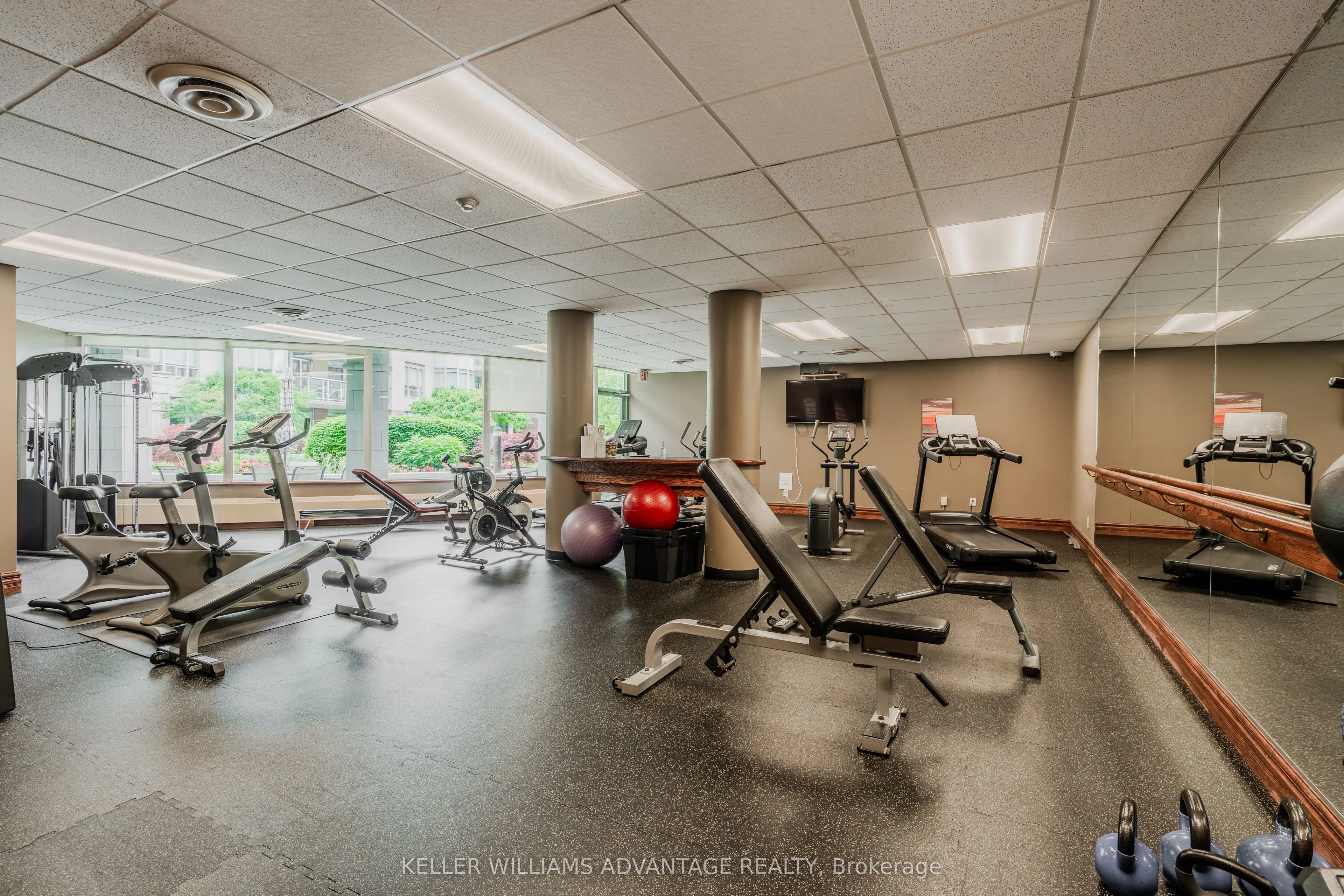 9 Boardwalk Drive #321