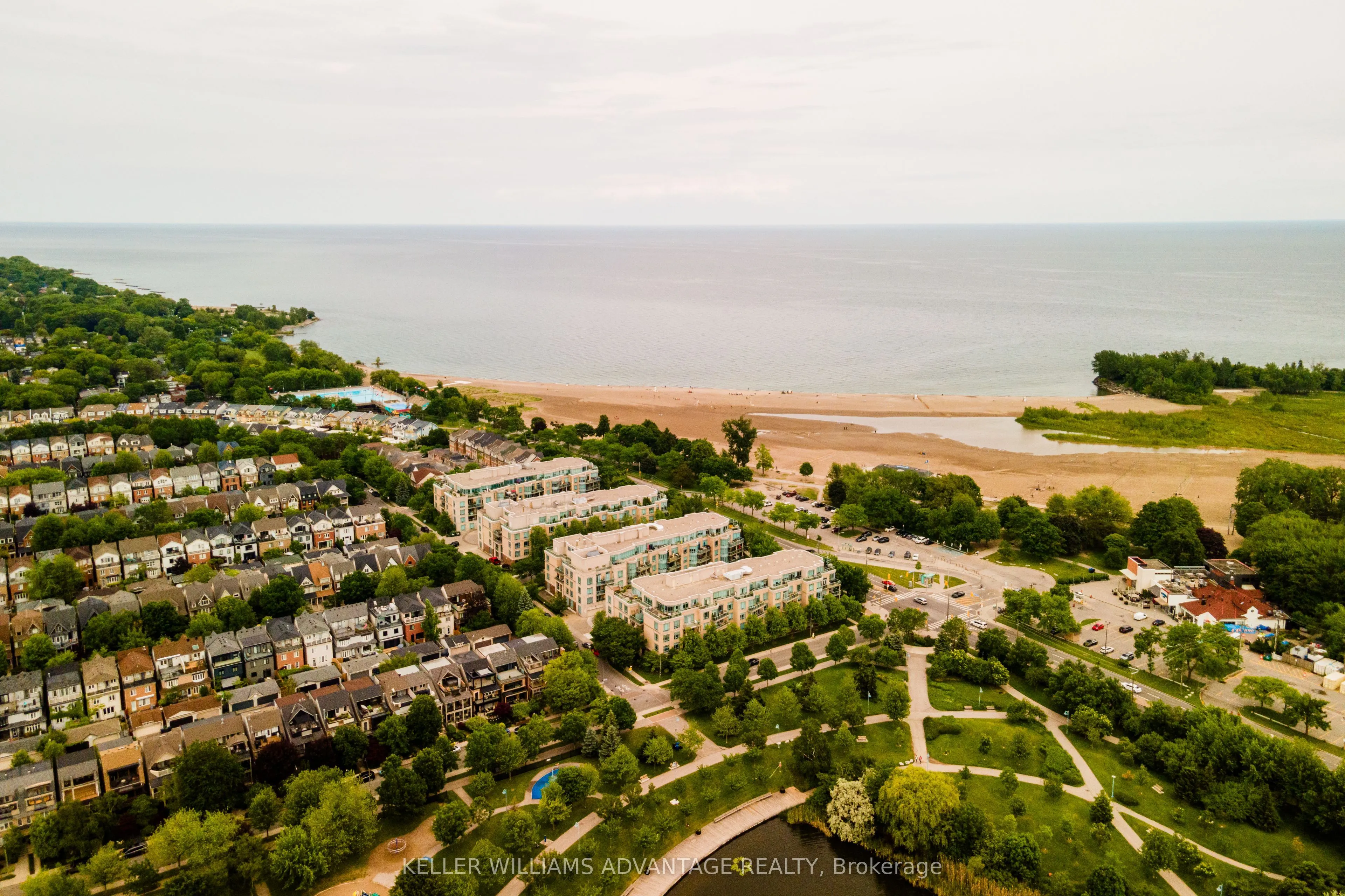 9 Boardwalk Drive #321