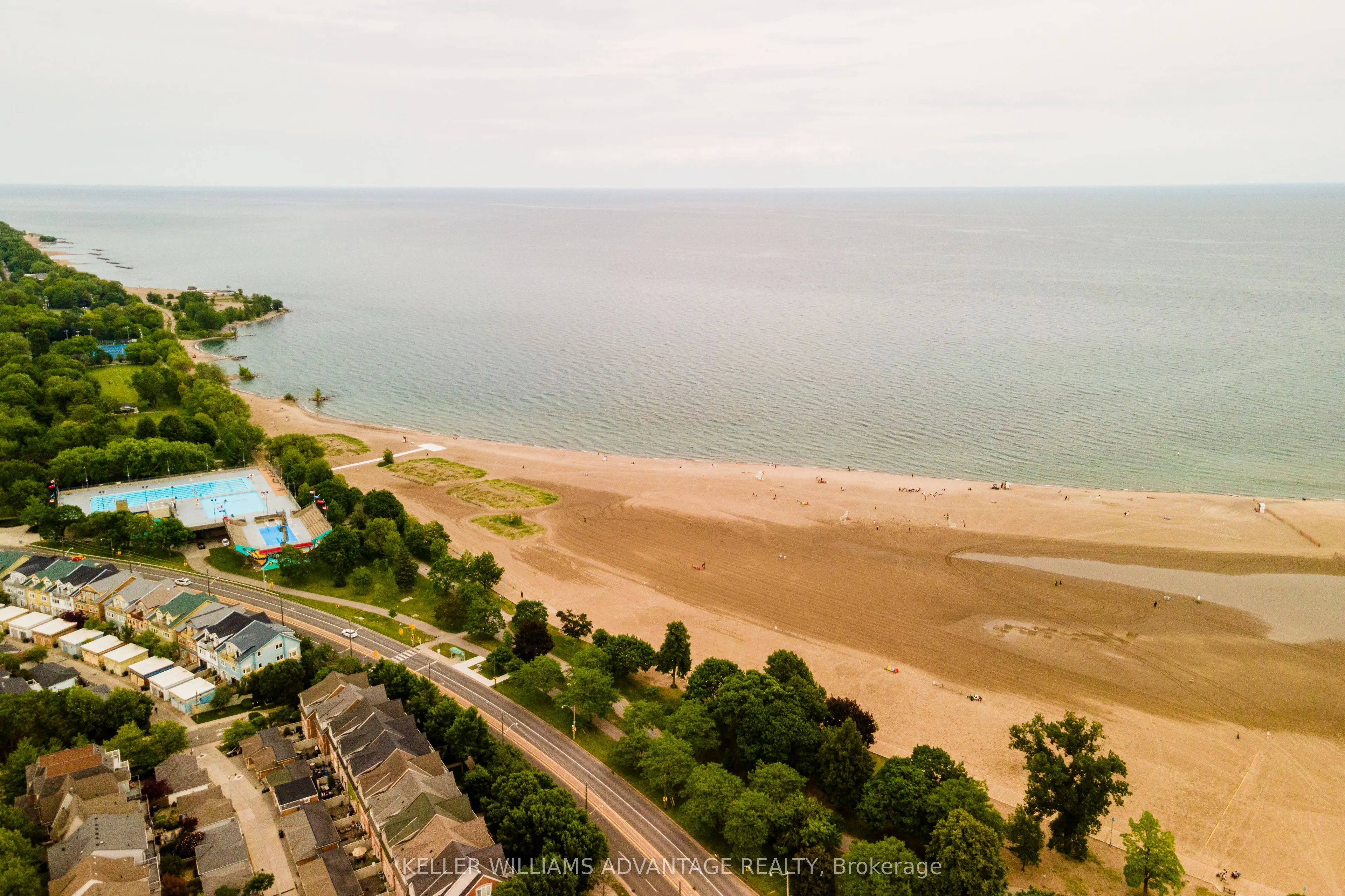9 Boardwalk Drive #321