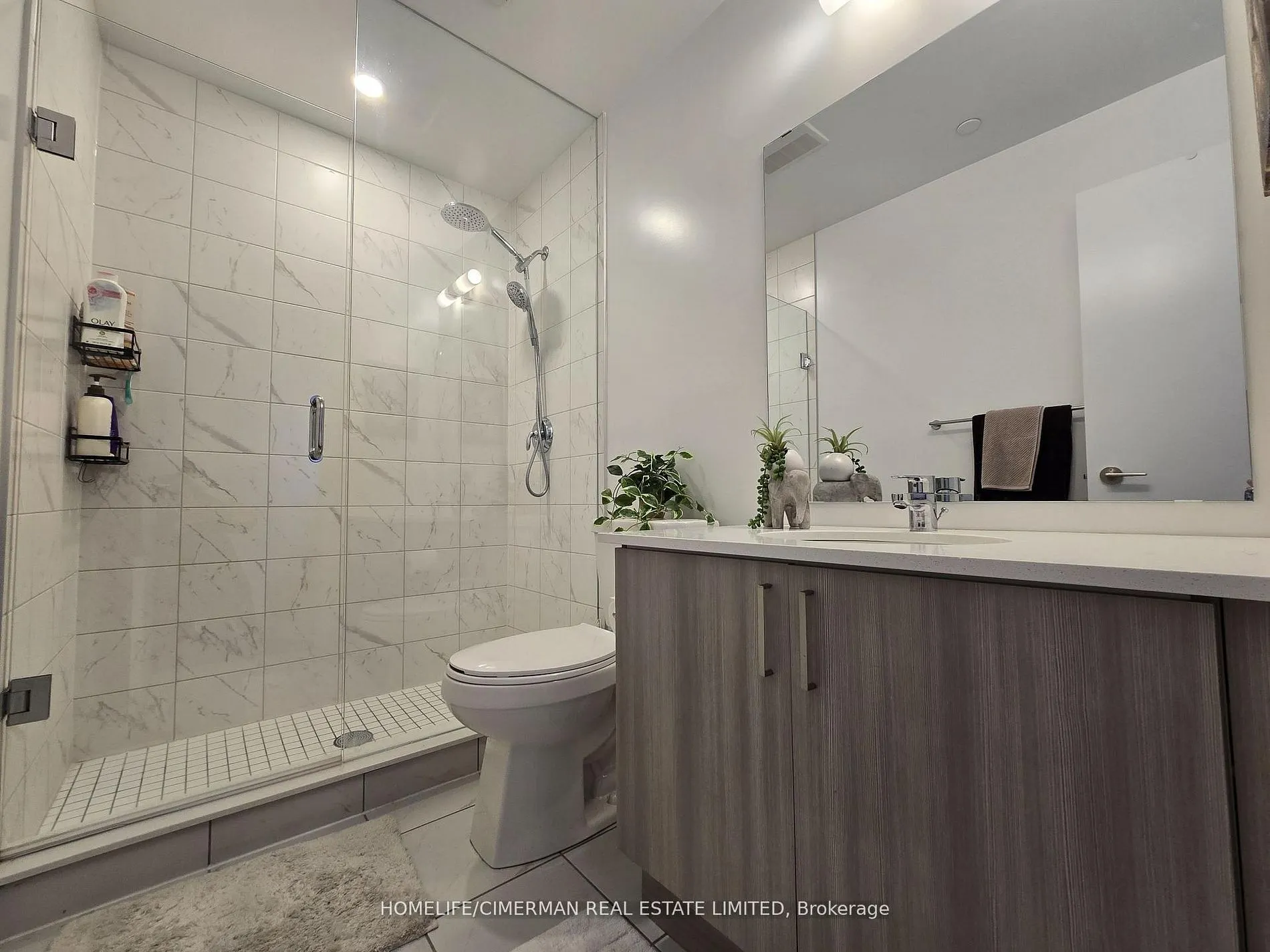 1435 Celebration Drive #2408