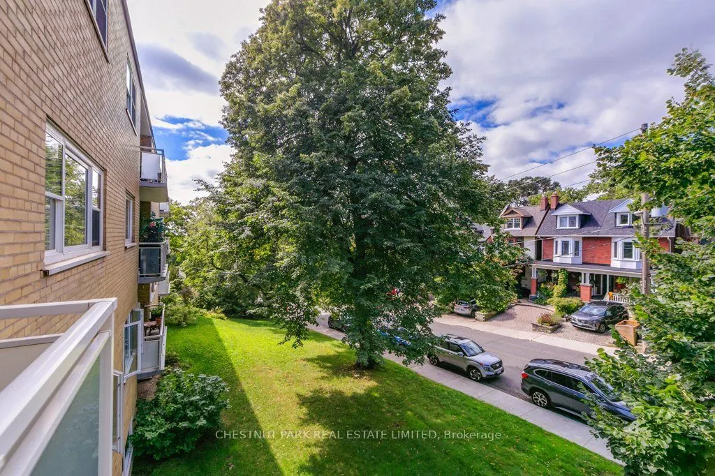 75 Scarborough Road #201